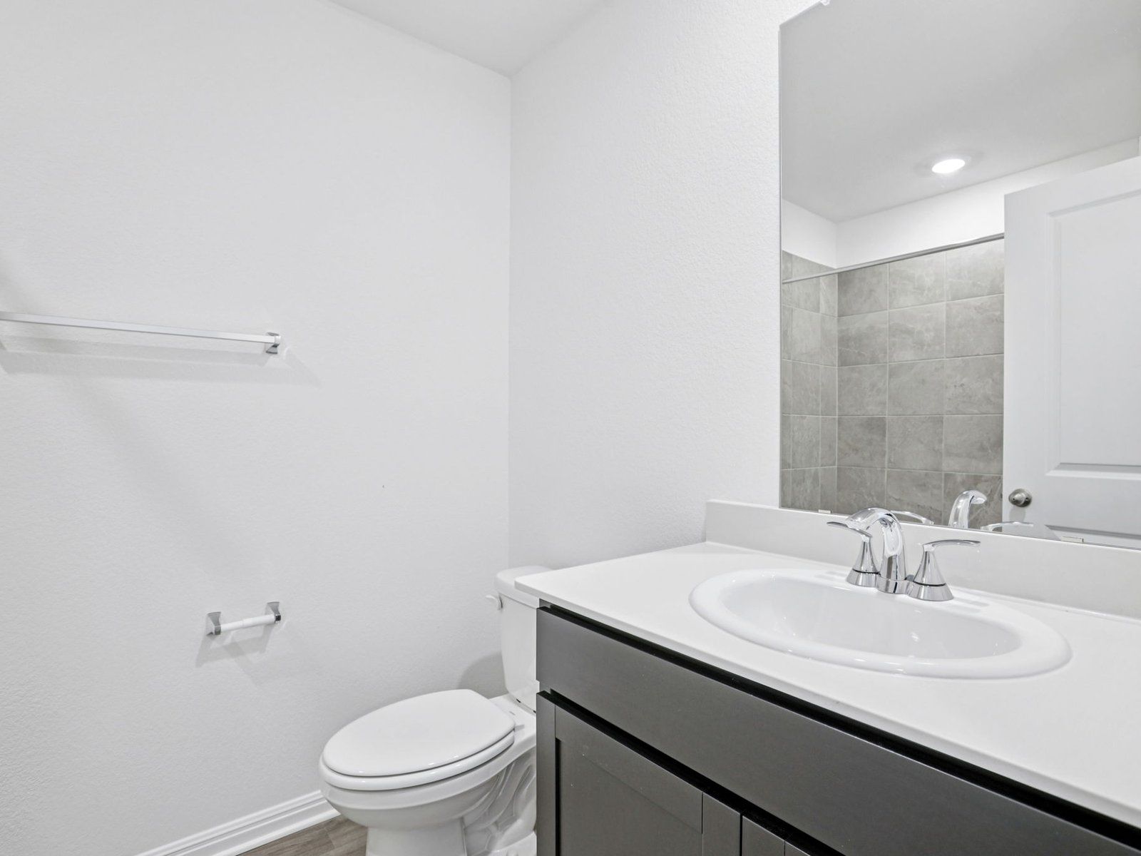 Secondary Bathroom:Secondary Bathroom