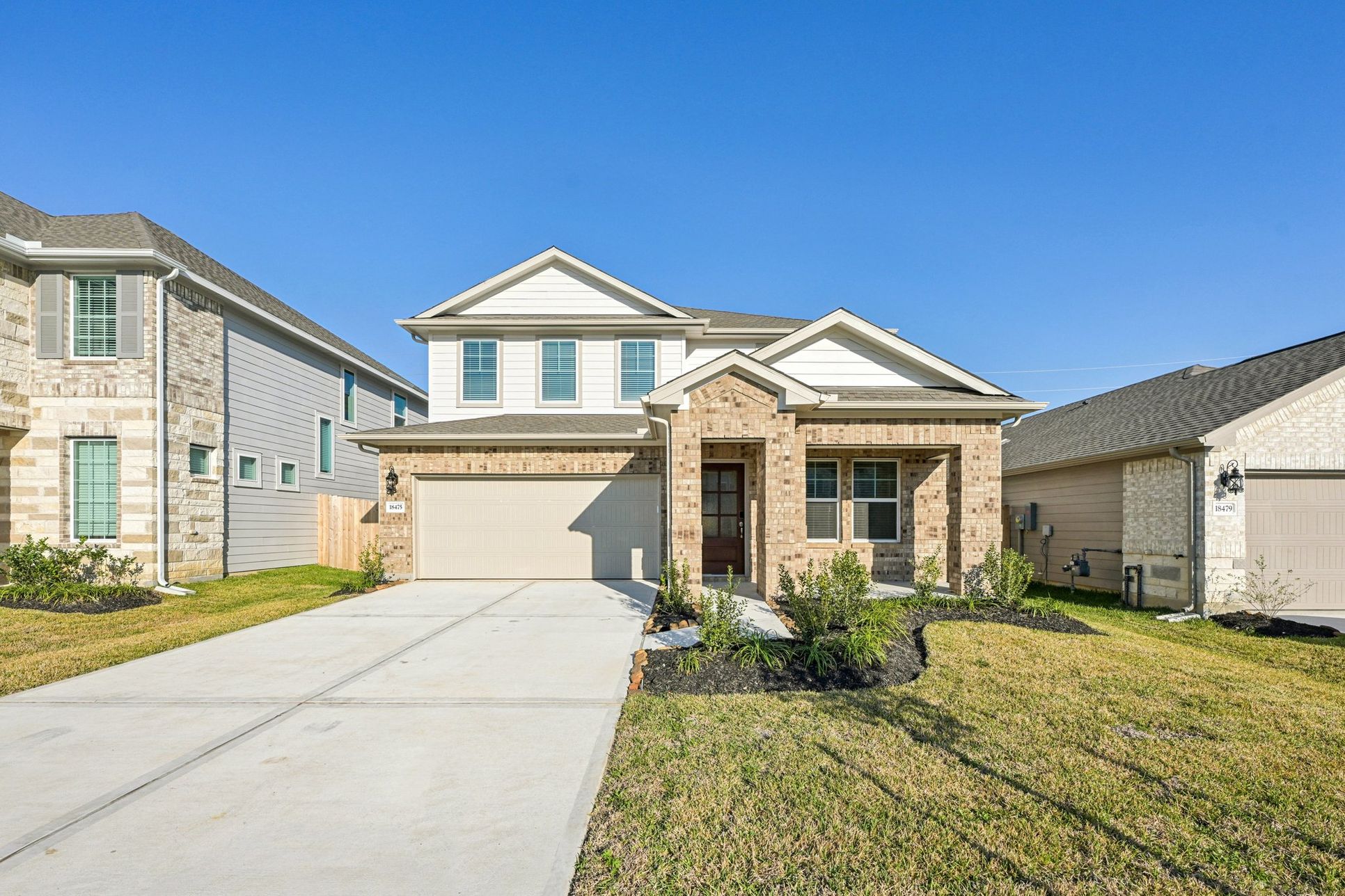 Front Exterior:Front Exterior