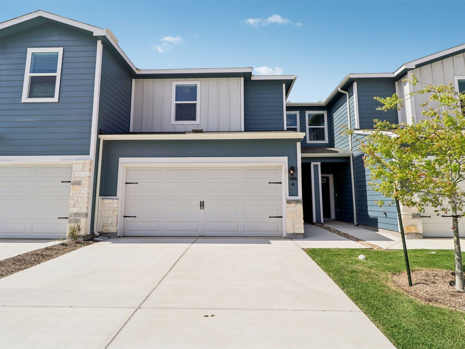 164 Cinnabar Lane Unit #4 Front Exterior:164 Cinnabar Lane Unit #4 Front Exterior