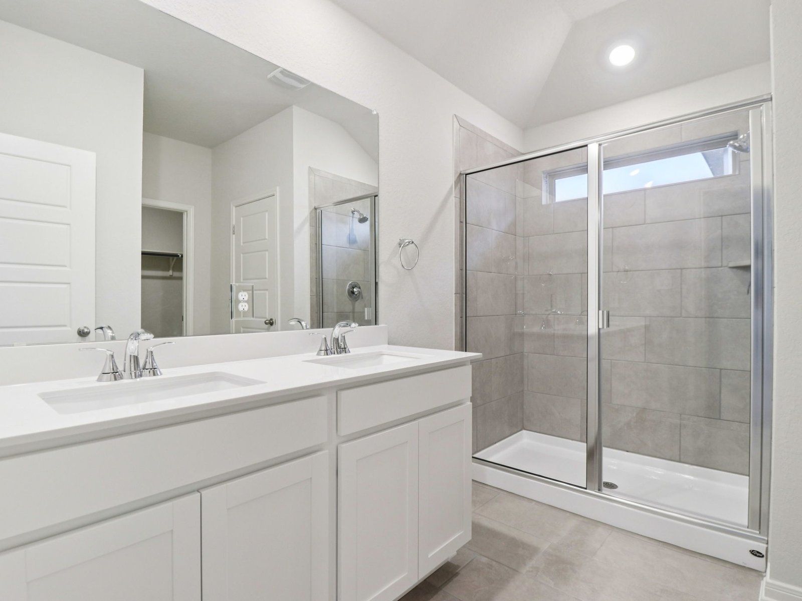 Primary Bathroom:Primary Bathroom