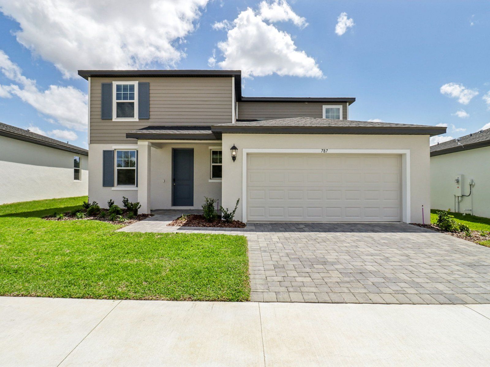 Front exterior:Front exterior