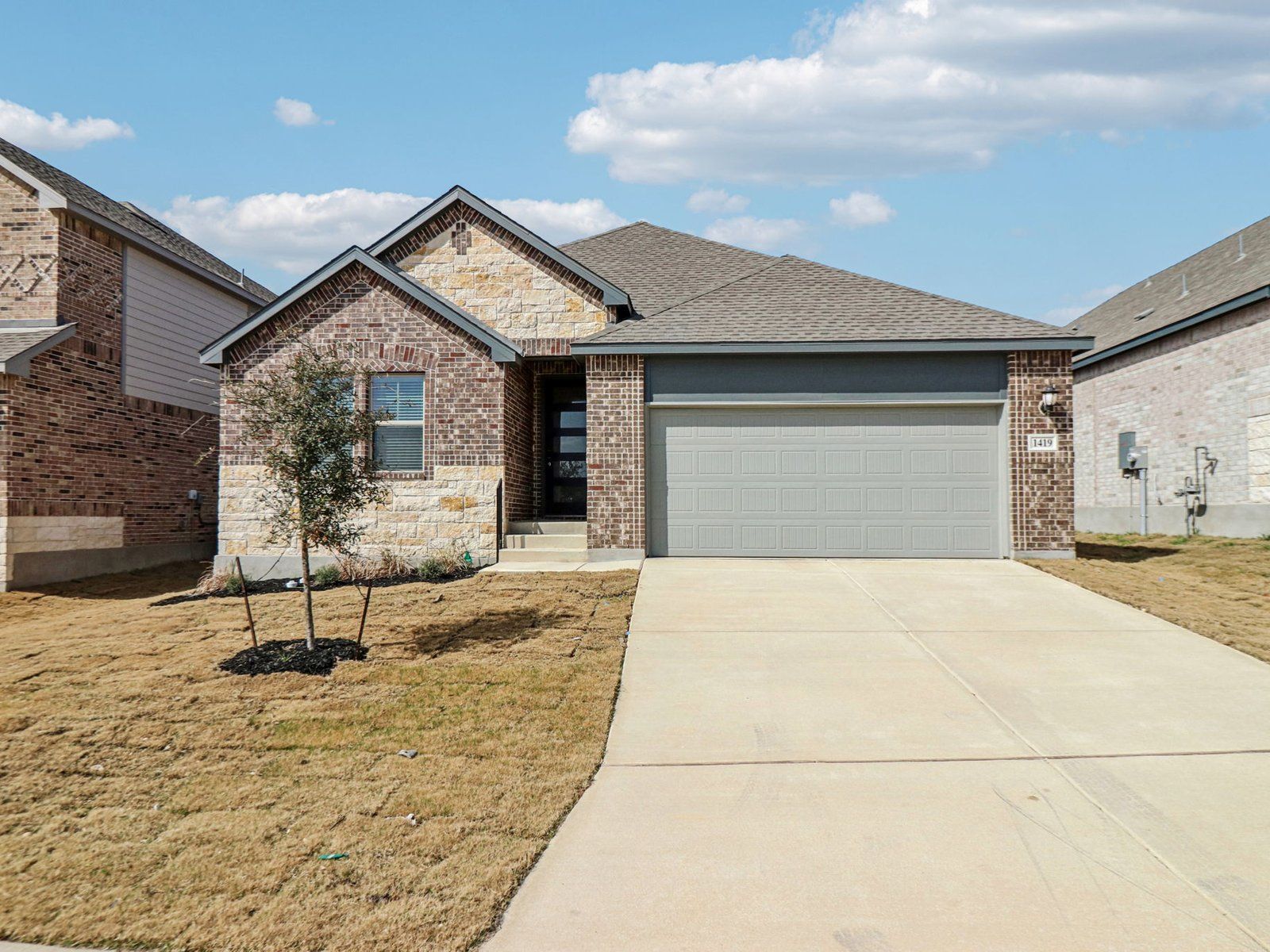 Front Exterior:Front Exterior