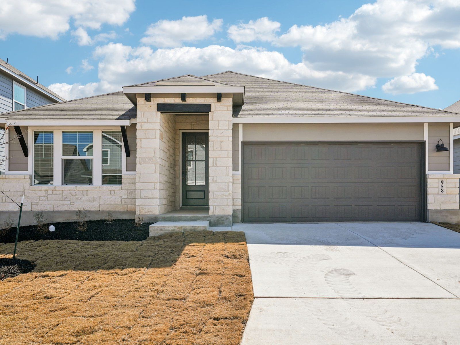 Front Exterior:Front Exterior