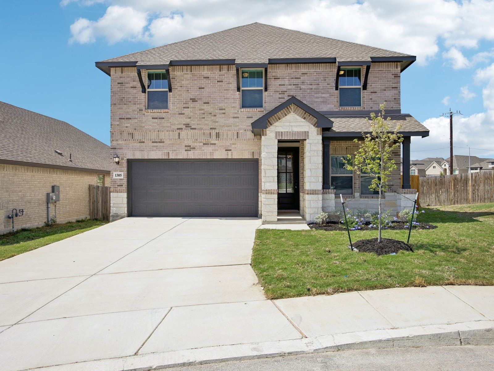 Front Exterior:Front Exterior