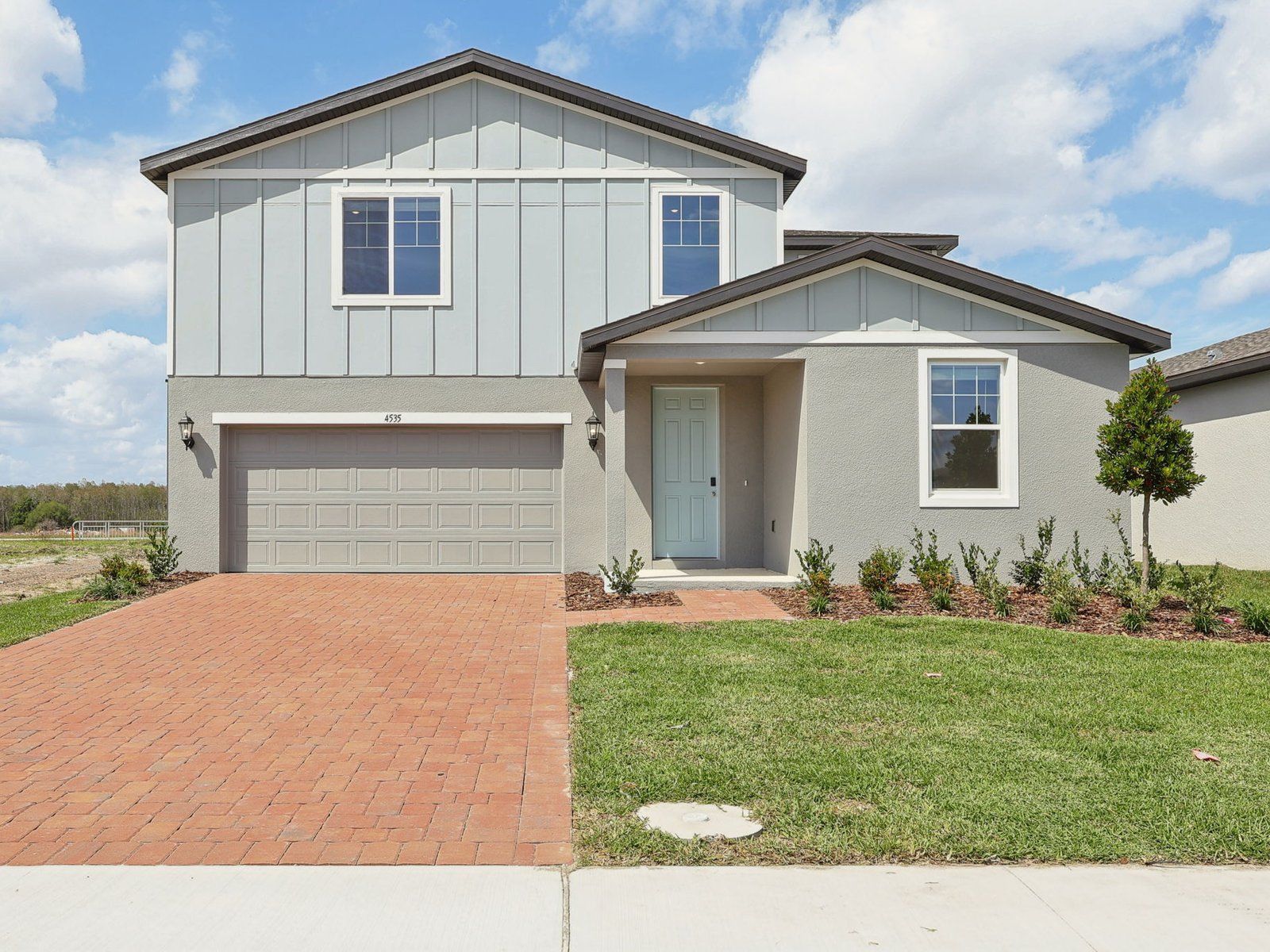 Front exterior:Front exterior