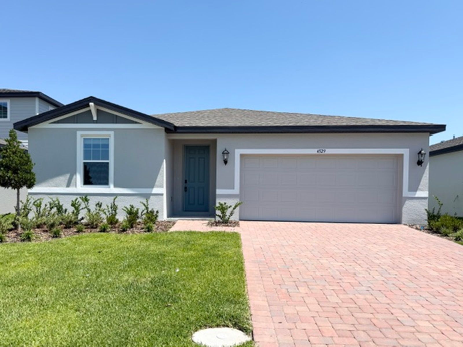 Front exterior:Front exterior