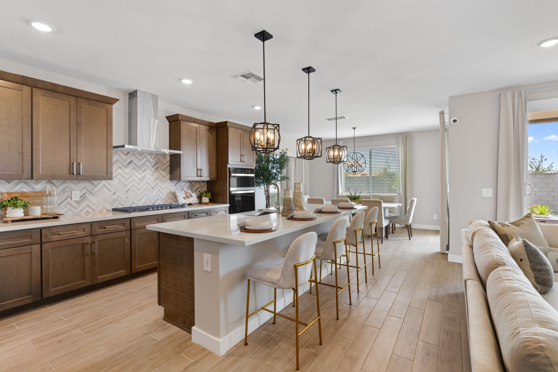 Legacy Place,85303