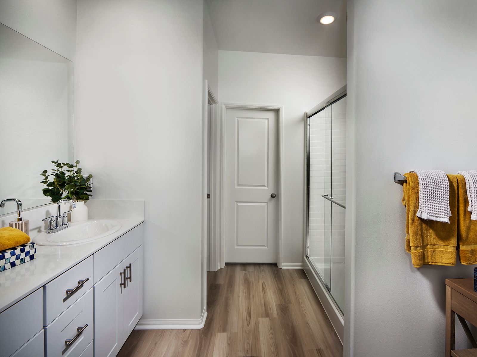 Residence 2 bathroom modeled at a nearby Meritage community.:Residence 2 bathroom modeled at a nearby Meritage community.