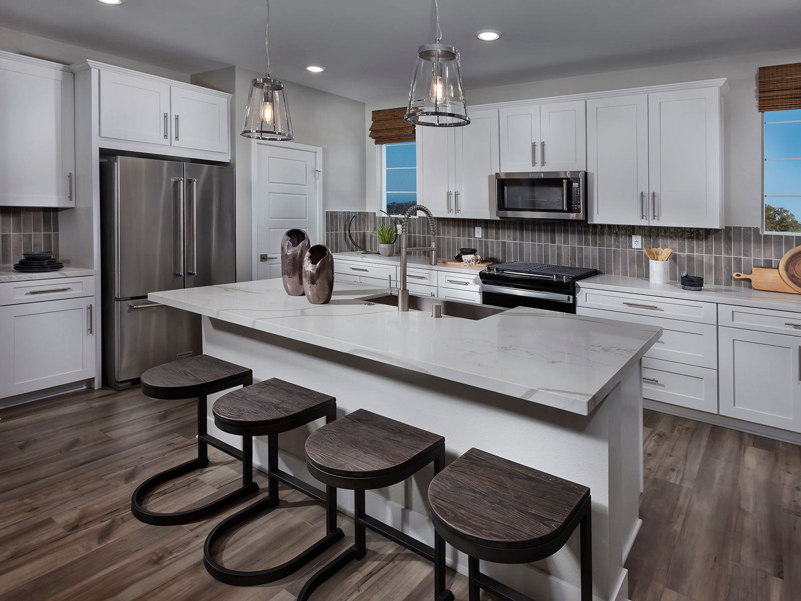 Residents will love the chef-inspired kitchens with upgraded, designer-curated finishes.