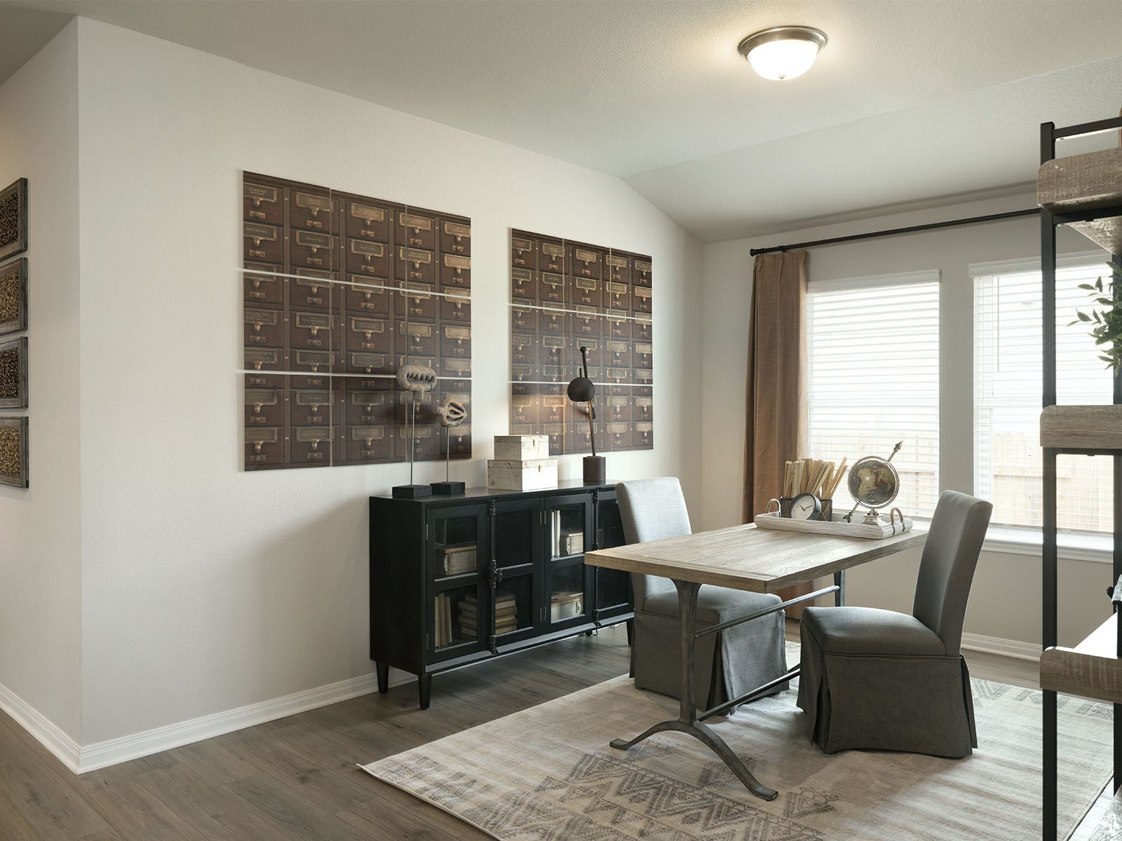 Flex Space:Flex Space