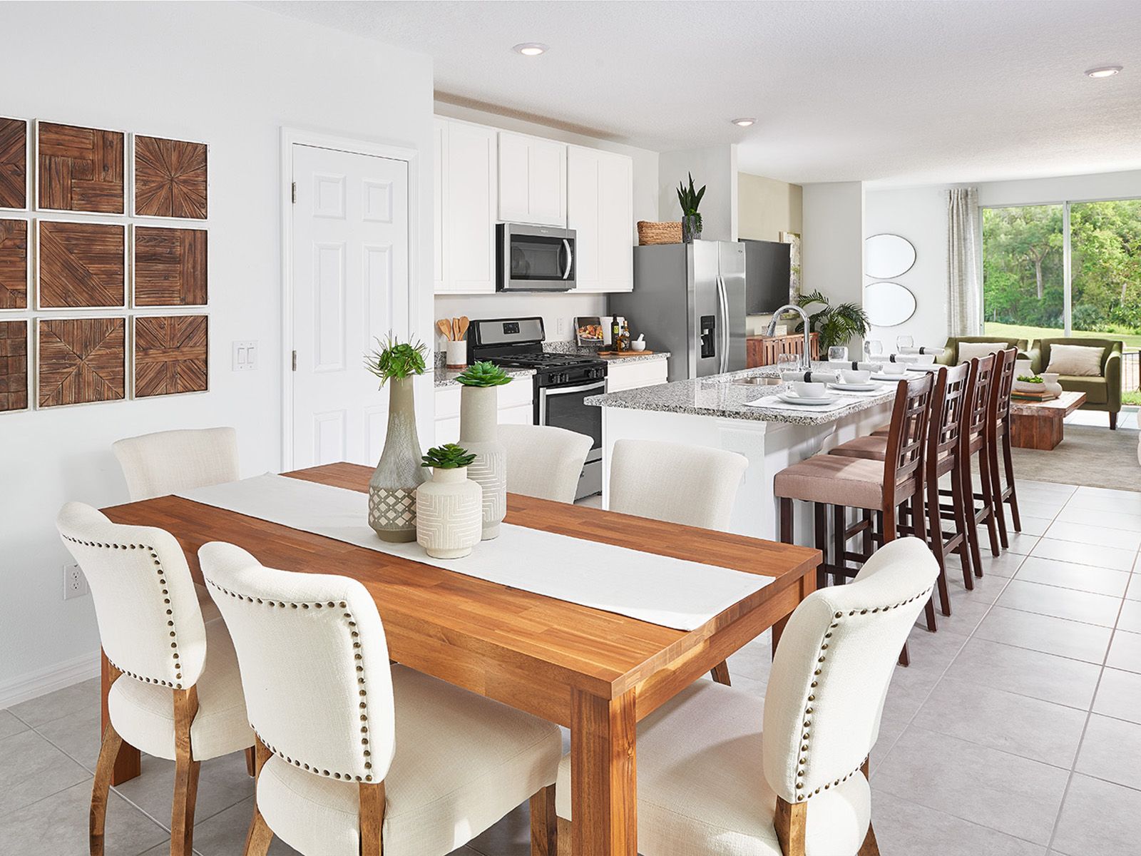 Dining Room modeled at Lake Denham Estates.:Dining Room modeled at Lake Denham Estates.