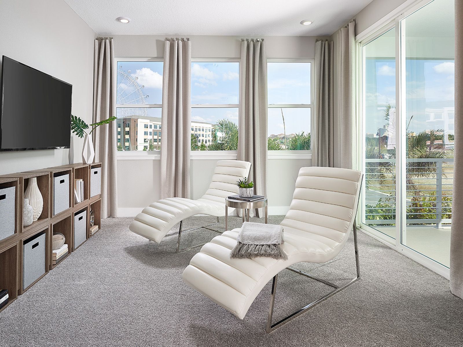 Come home and fall into relaxation mode in your private master suite.:Come home and fall into relaxation mode in your private master suite.