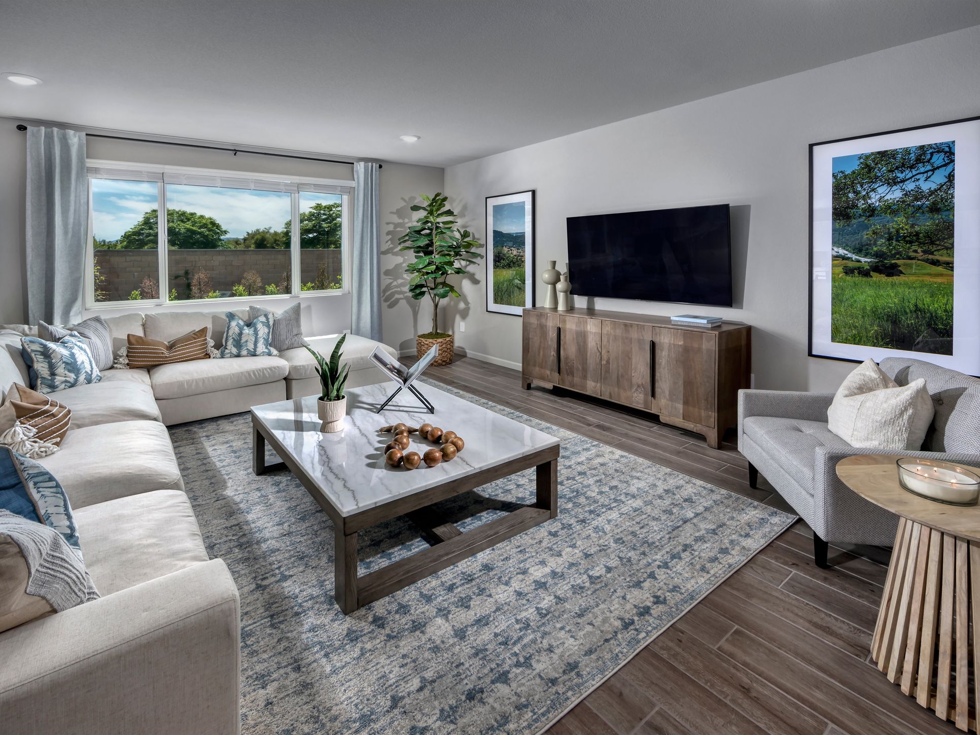 Residence 5 Gallery - NEW - living room:Residence 5 Gallery - NEW - living room