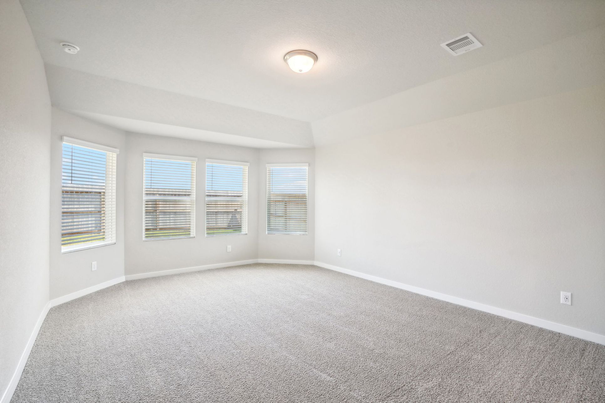 Wall Street Village,77469