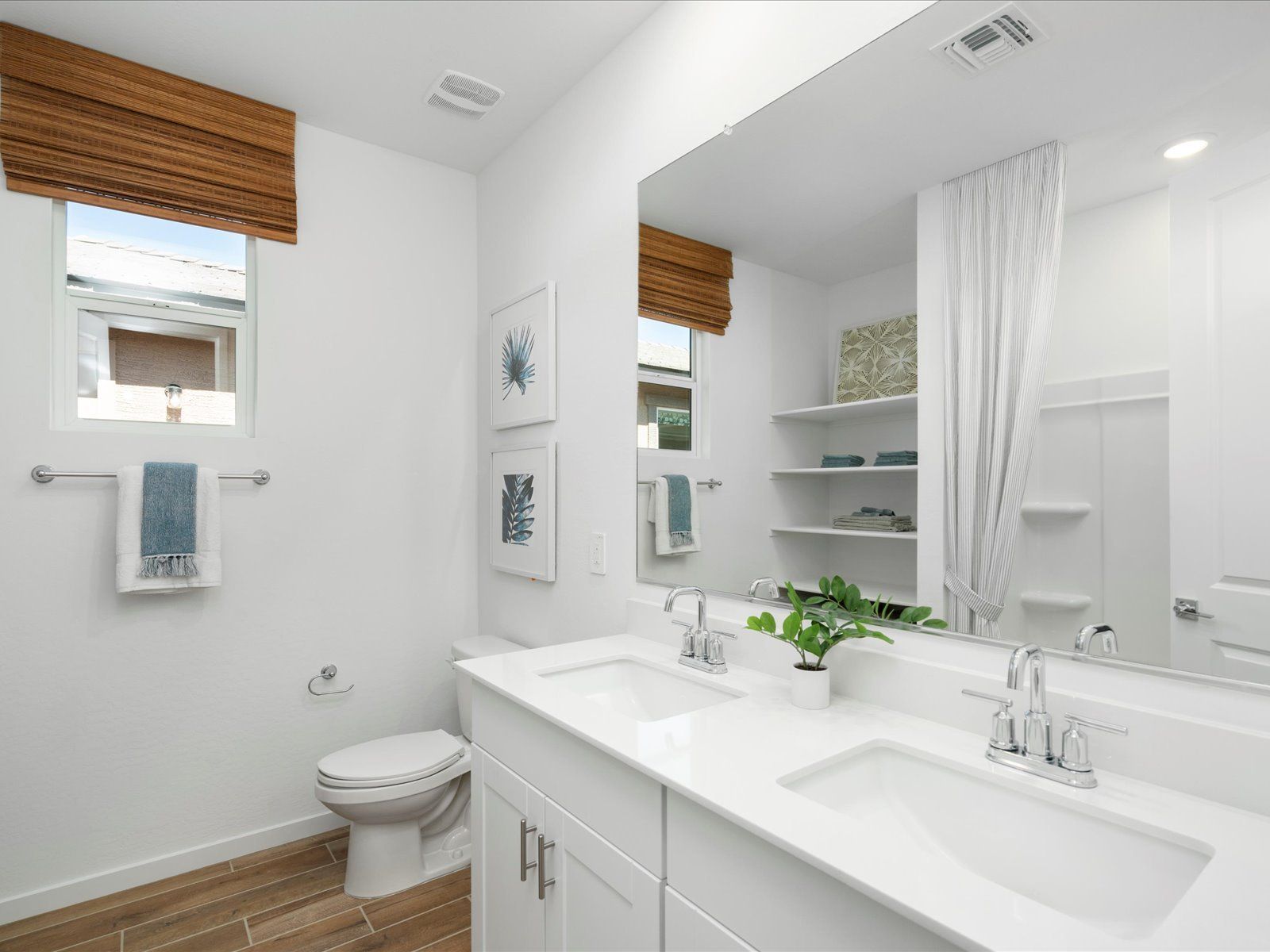 Bathroom:Welcome to the Lark floorplan.