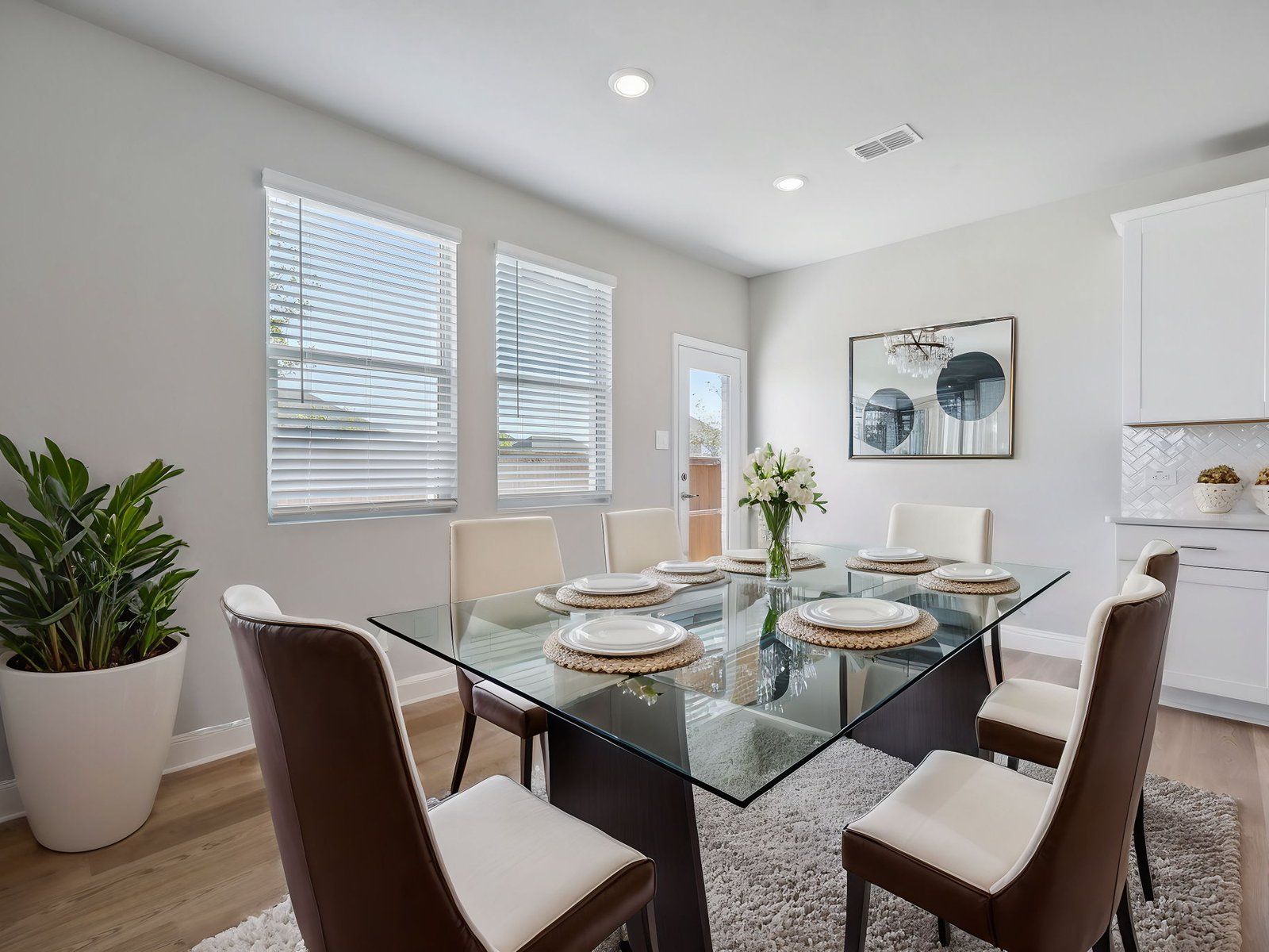 DFW-Ashford-Park-2760-Gateway-Ave.-Corinth-TX-76210-010 -vs.jpg:The Harrow floorplan with the Divine interior package.