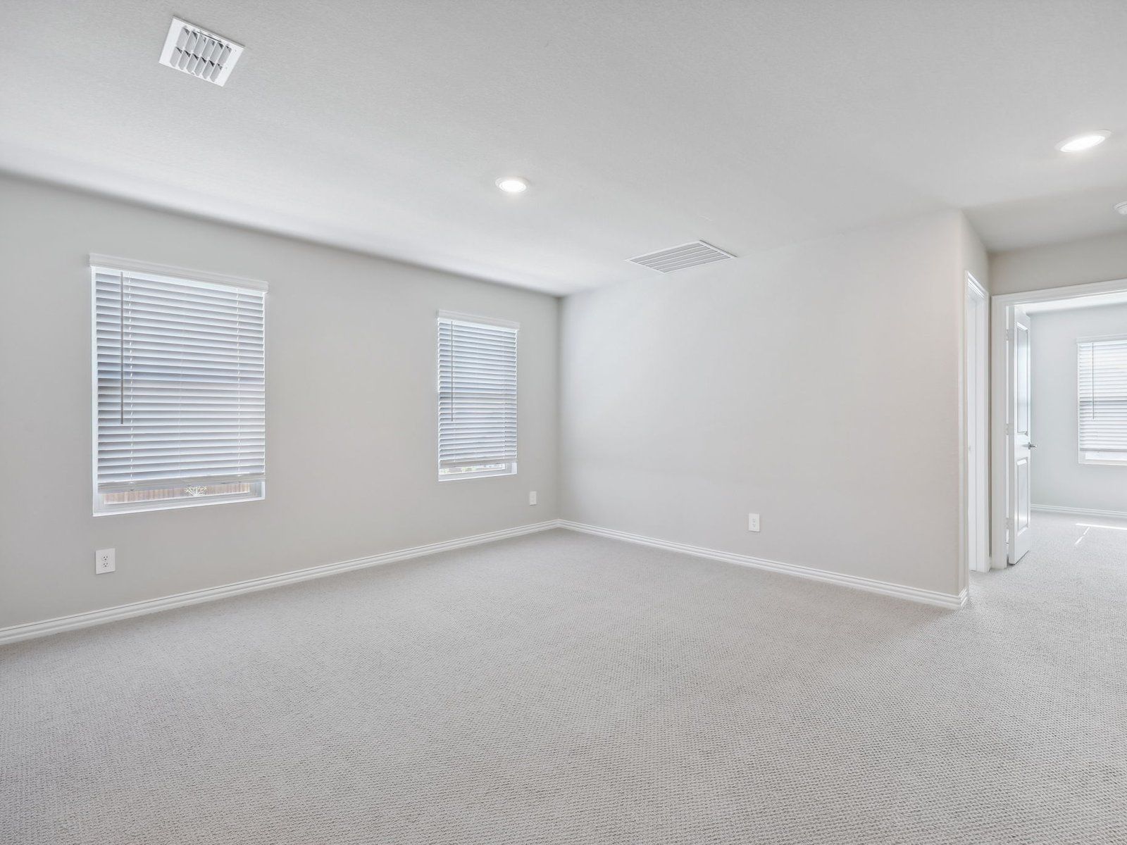 DFW - Ashford Park - 2760 Gateway Ave., Corinth, TX 76210 - 029.jpg:The Harrow floorplan with the Divine interior package.