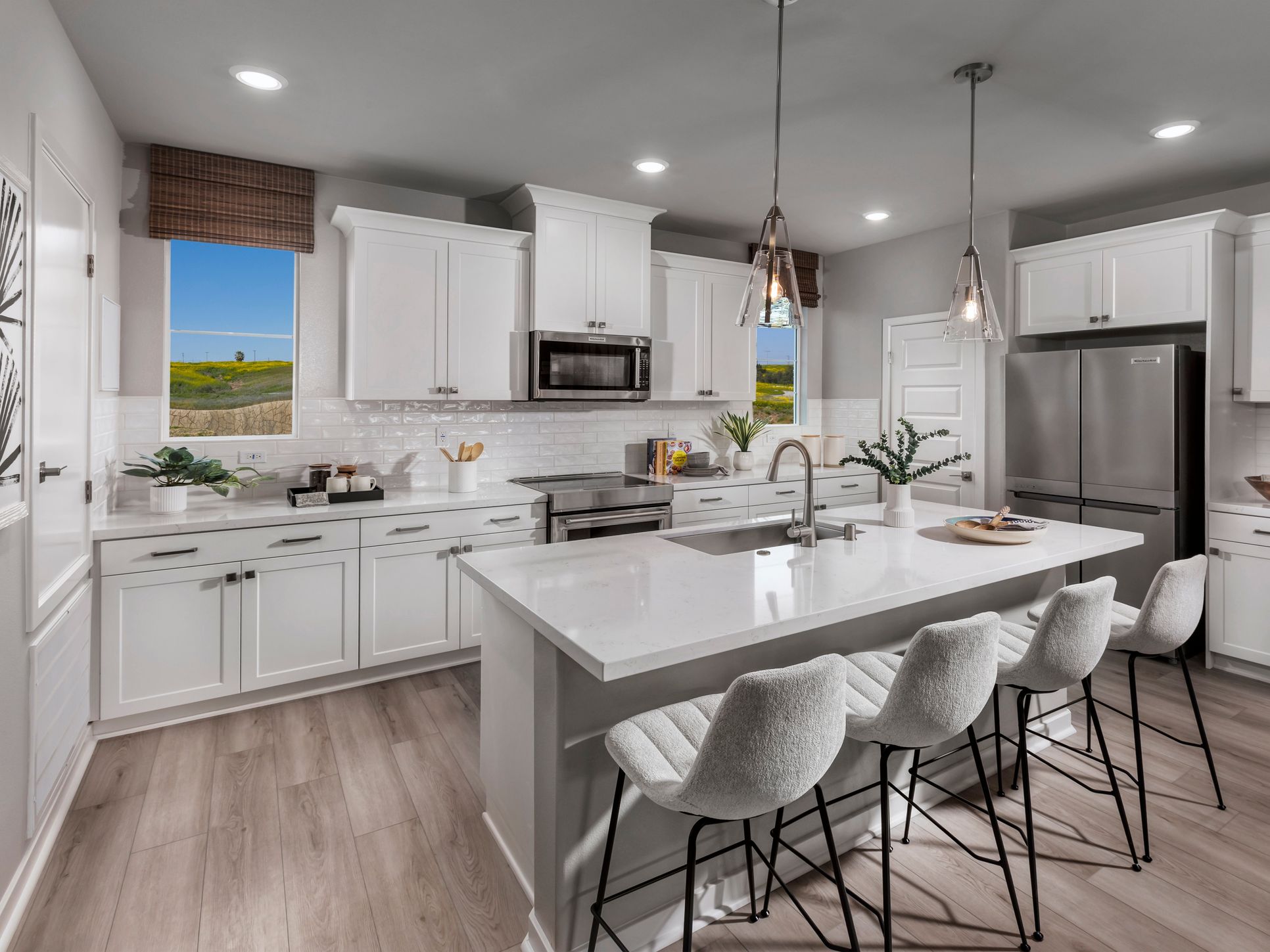 SCA_Cabrilla-at-Ponte-Vista-II_2135_Kitchen_1480-W-Longview-Lane_Model:SCA_Cabrilla-at-Ponte-Vista-II_2135_Kitchen_1480-W-Longview-Lane_Model