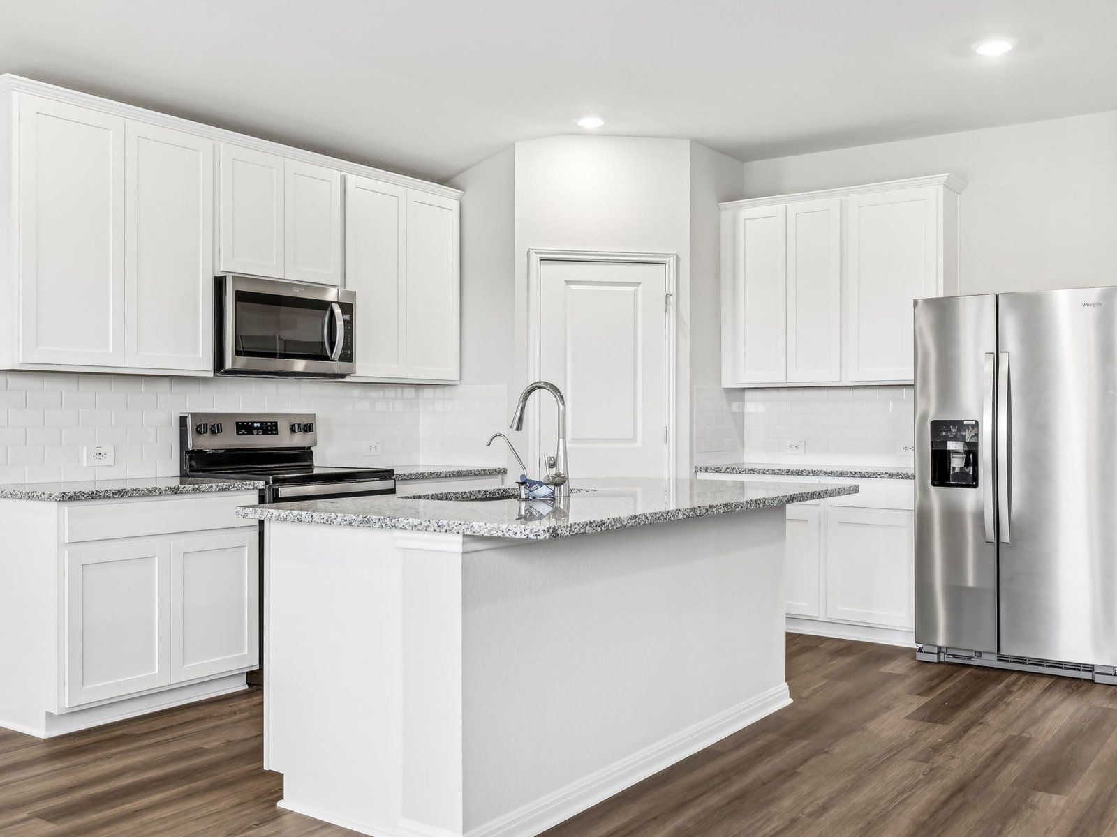 Kitchen:The Ross (410) Floorplan