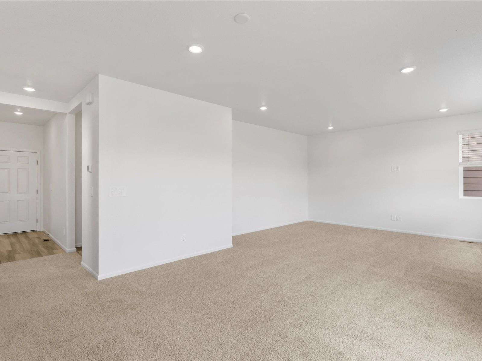 Living Area:Living Area