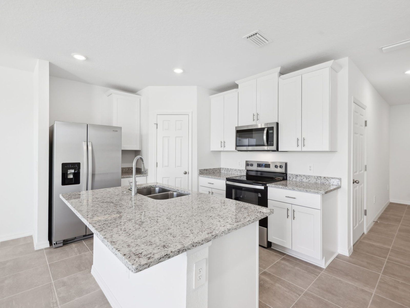 The Calistoga I floorplan at 16462 Bird of Paradise Avenue.:Kitchen