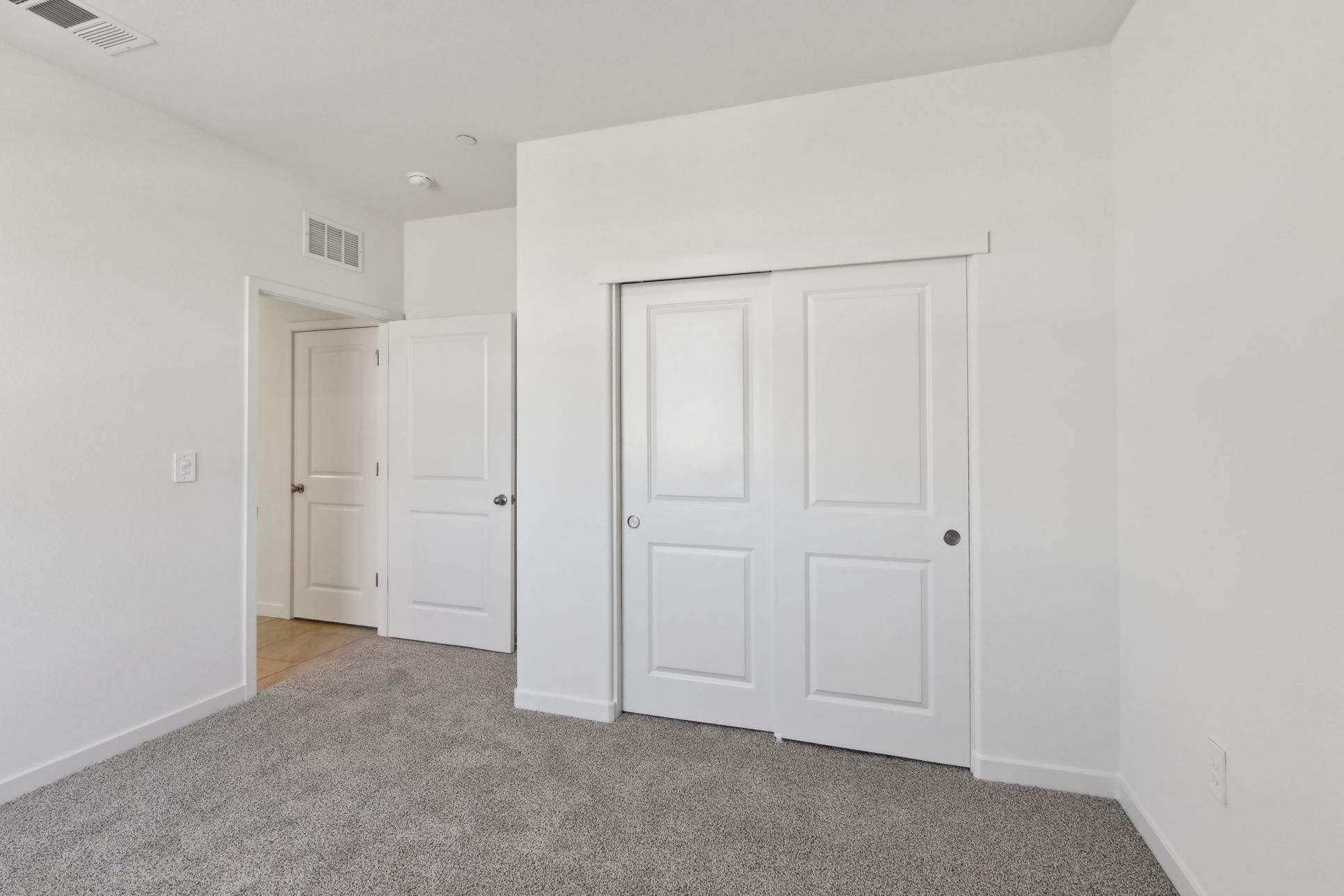 Welcome to 1449 McIntyre St at Rushmore of Liberty Ranch in Galt, CA.:NCA_Rushmore_4521_Bedroom_1449_McIntyreSt_2.jpg