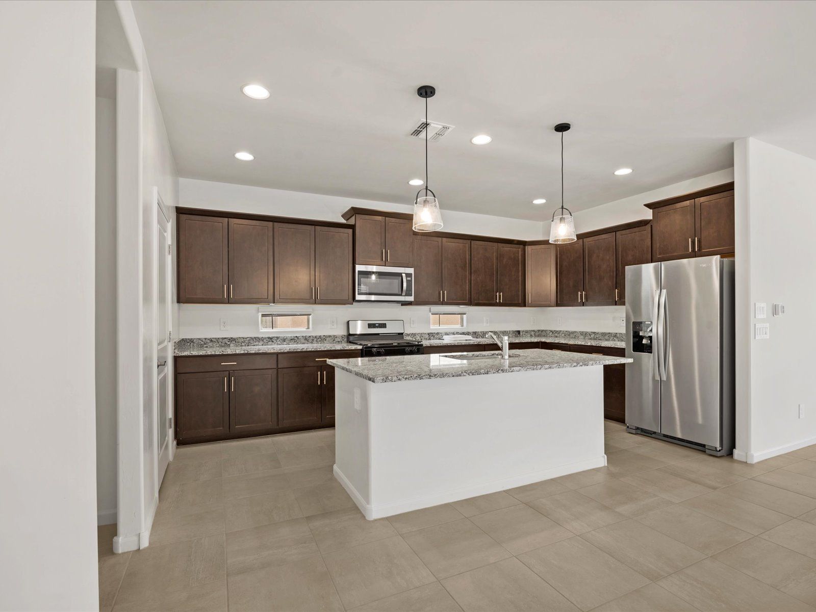 Kitchen:Welcome to the 2690 floorplan.