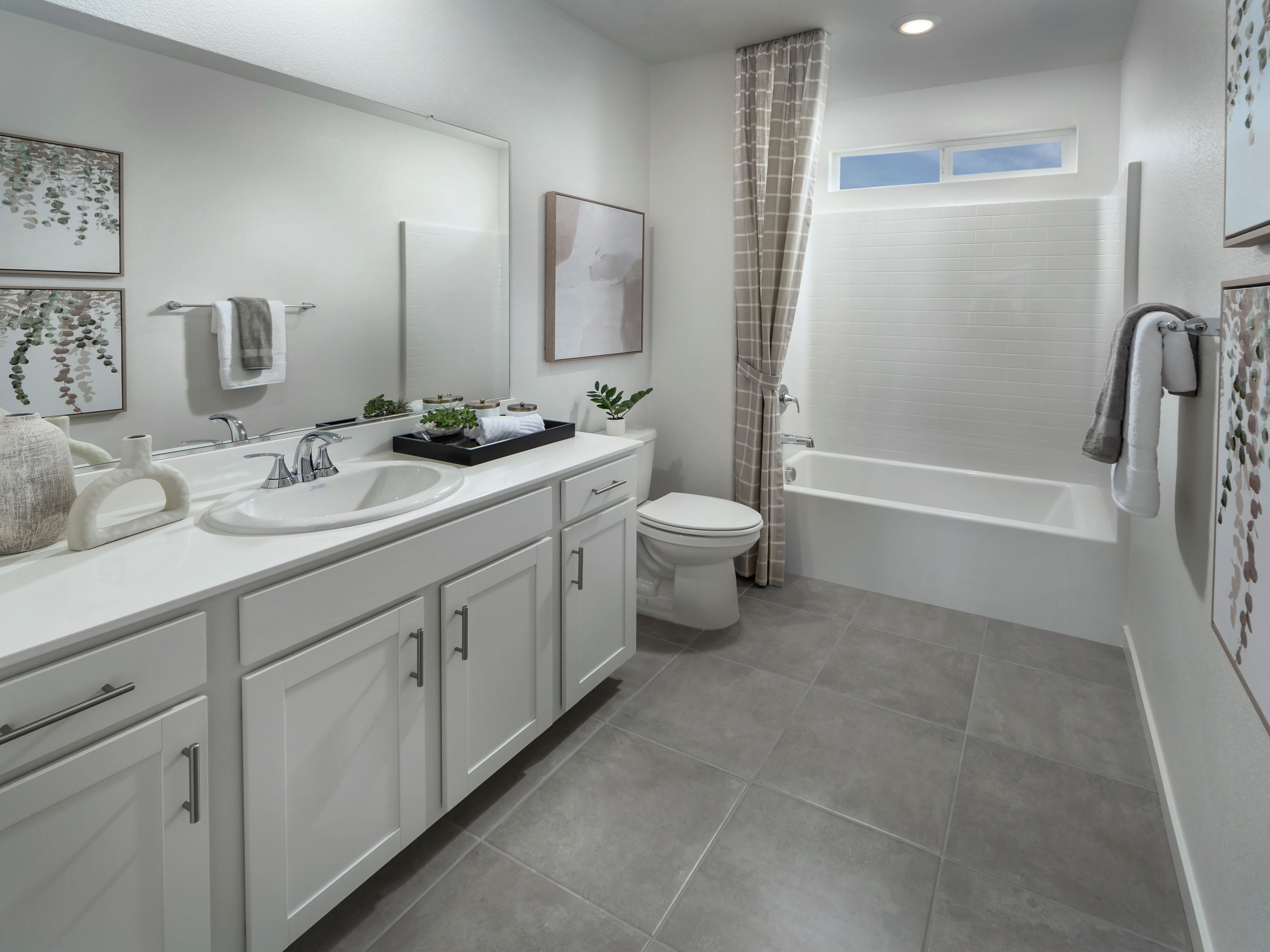 NCA_LIBERTY_RANCH_PLAN_3_BATHROOM_2.jpg:Modeled Residence 3 from Vernon at Liberty Ranch in Galt, CA.