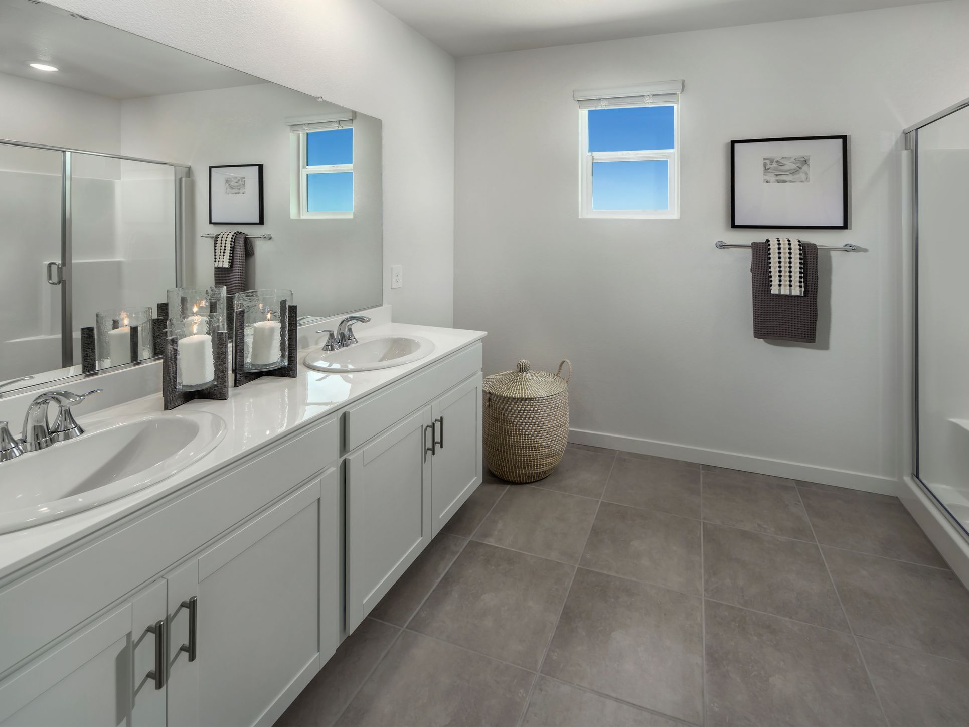NCA_LIBERTY_RANCH_PLAN_3_PRIMARY_BATHROOM.jpg:Modeled Residence 3 from Vernon at Liberty Ranch in Galt, CA.