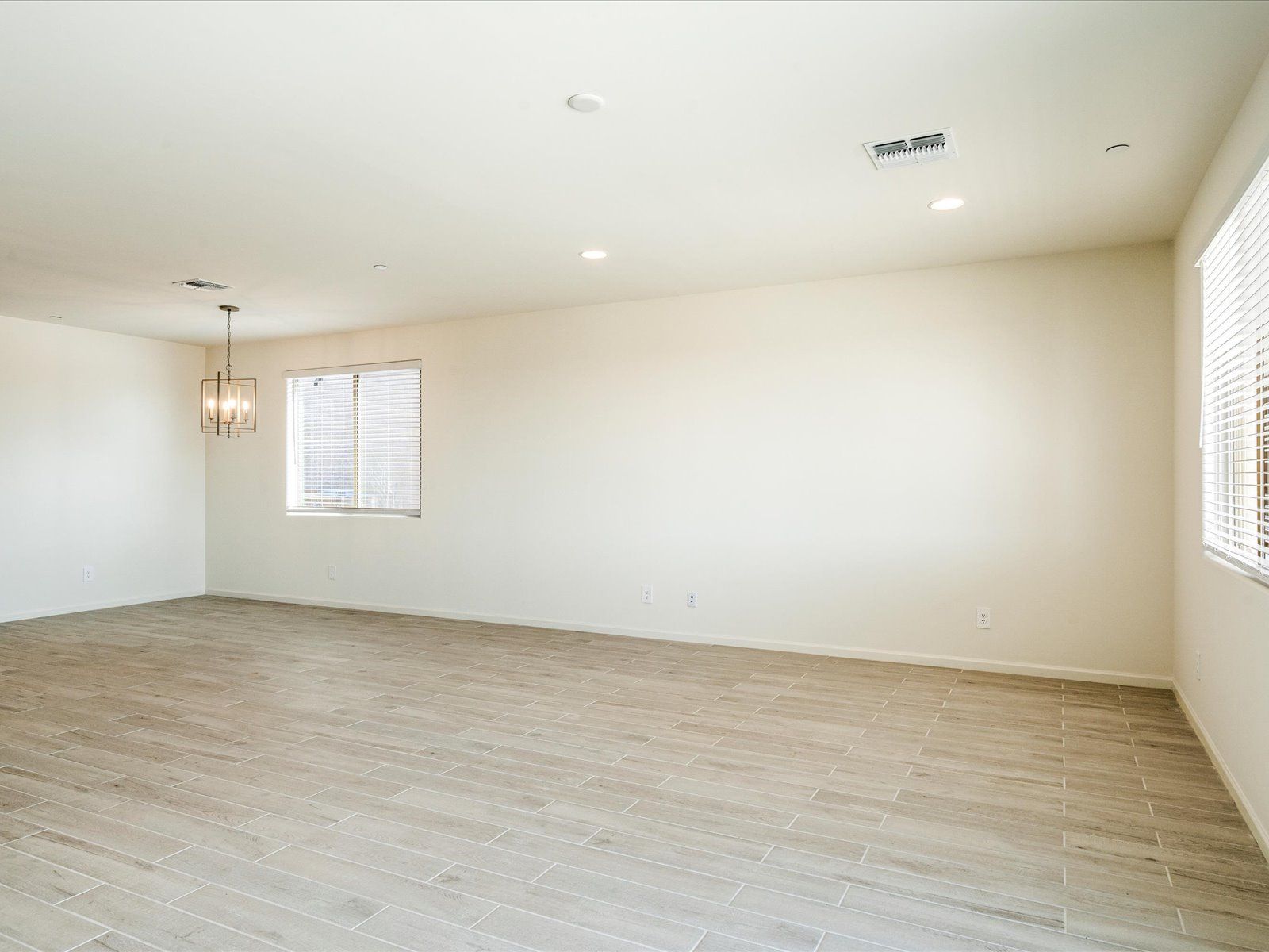 MRT_TUC_UTOPIA_2960_B_FRESH_6622EPaseoDeSambuca:The 2960 plan shown at Las Patrias at Star Valley in Tucson, AZ.