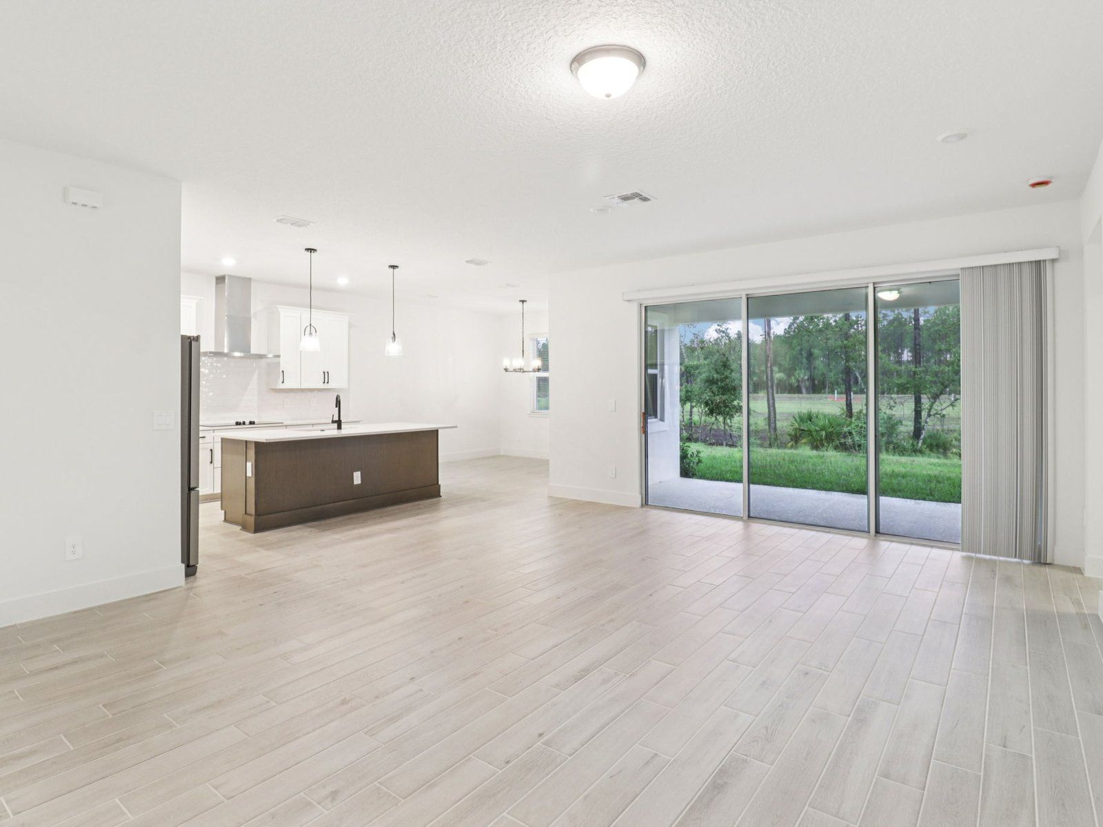 The Onyx floorplan at 453 Brookhaven Trail.:Great Room