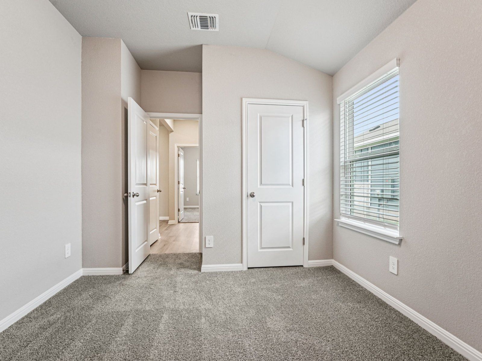 Secondary Bedroom:Secondary Bedroom