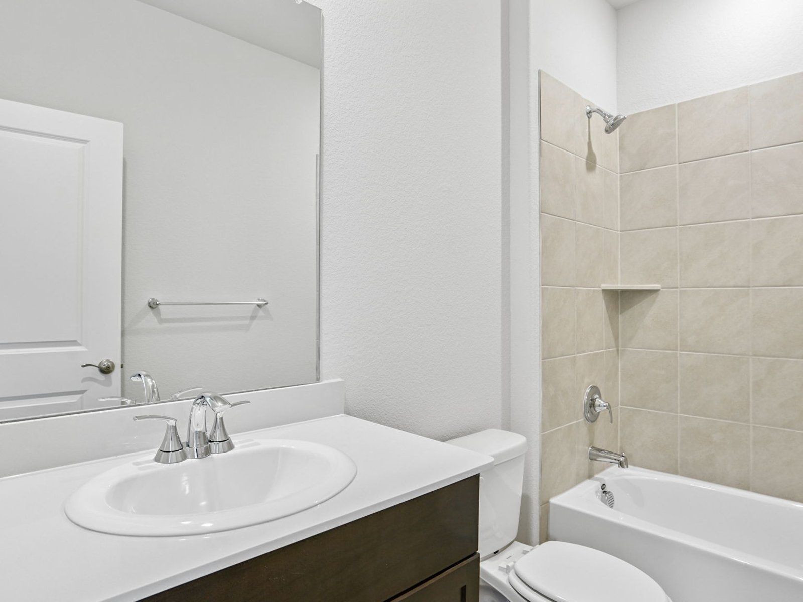 The Kessler floorplan with the Elemental 1 interior package.:Bathroom