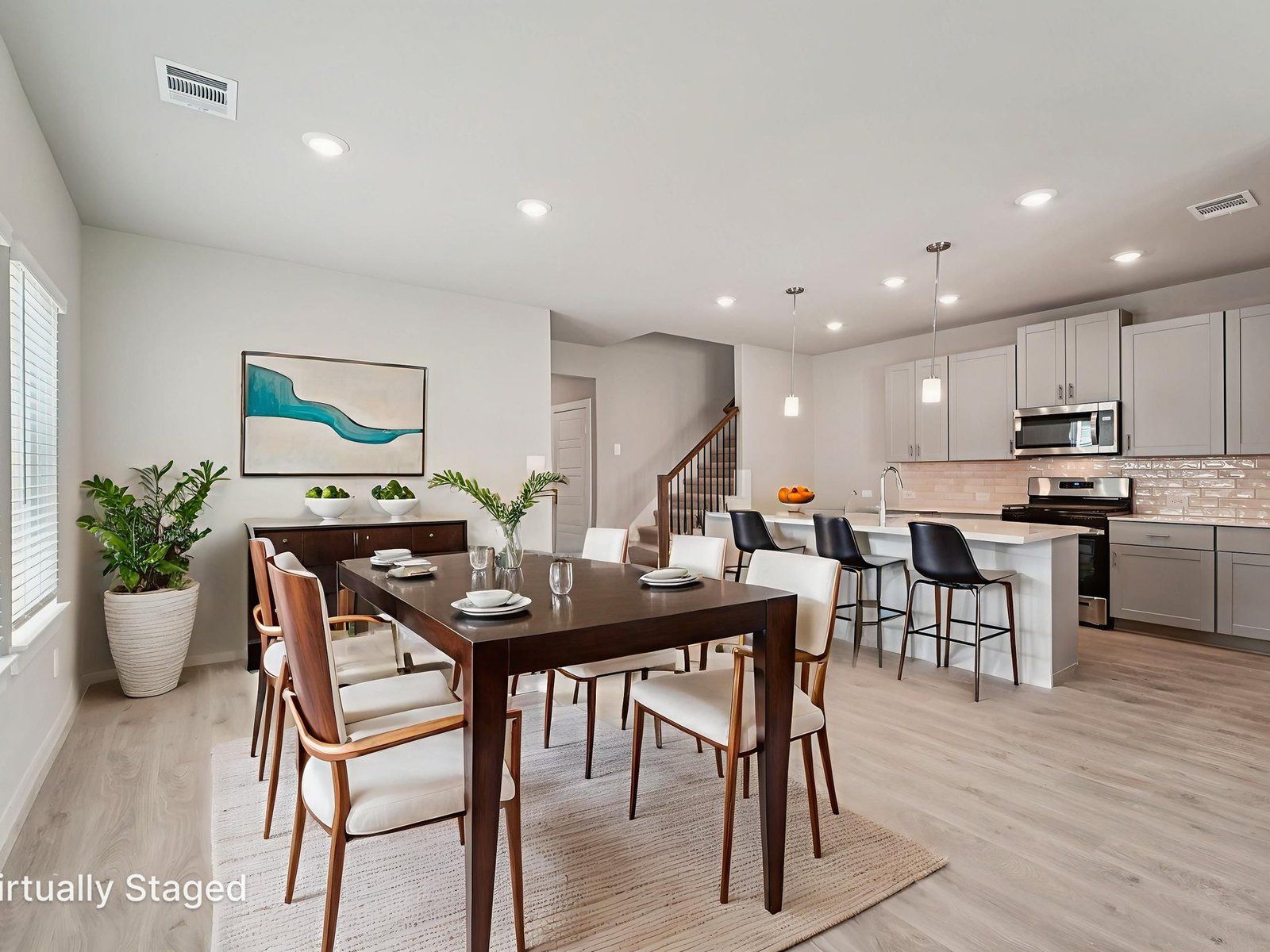 The Summerfield floorplan in Heights of Barbers Hill of Mont Belvieu, TX.:Dining