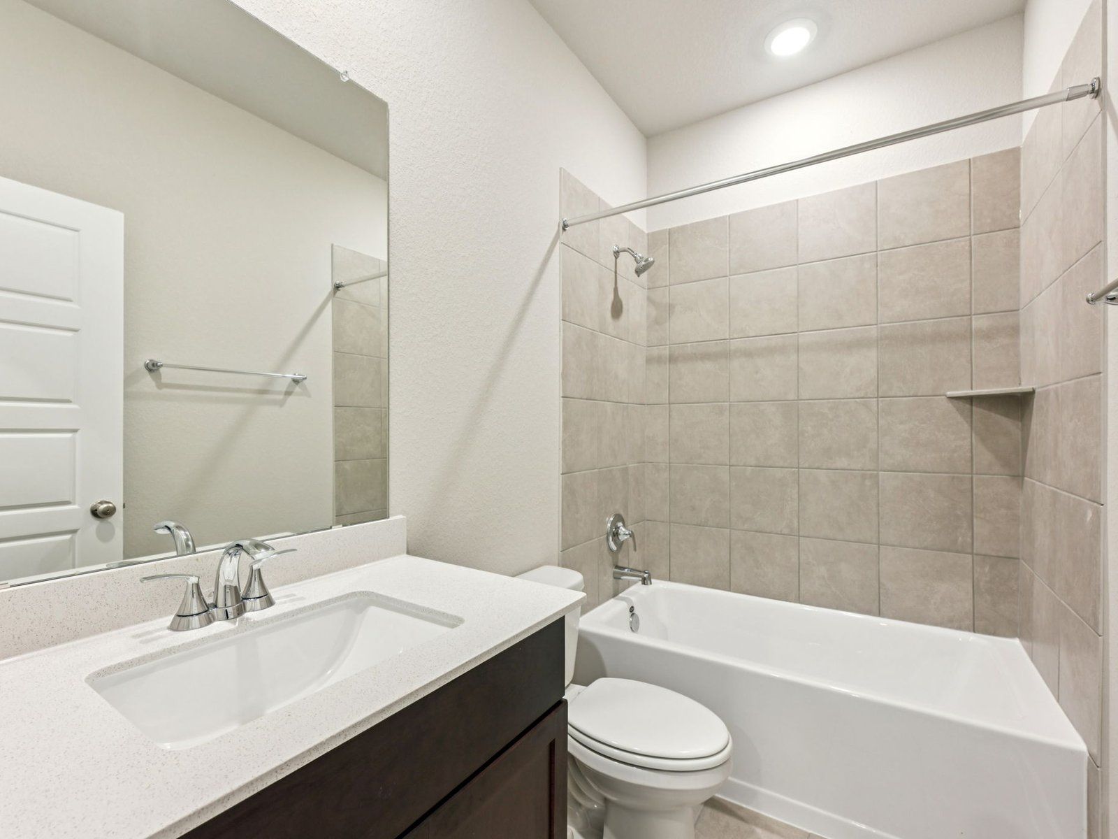 Bathroom:The Ian floorplan in Stewart's Ranch of Conroe, TX.