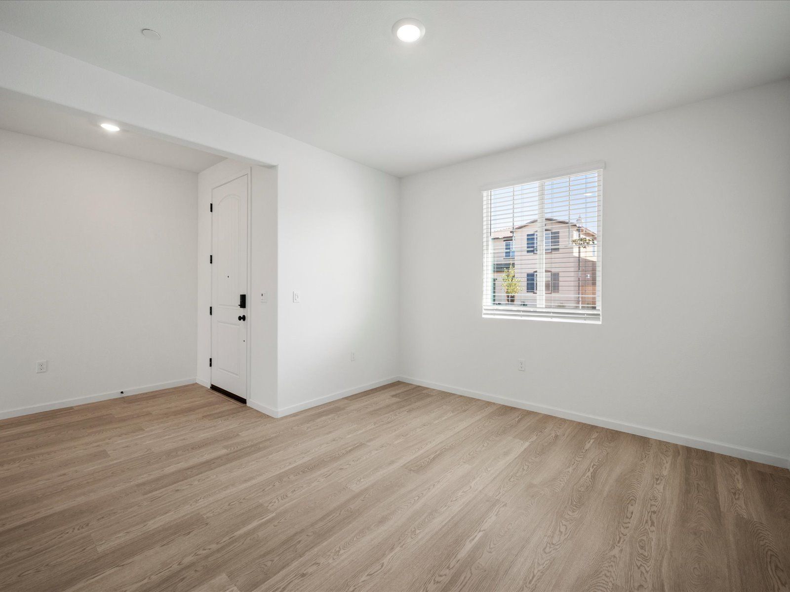 Welcome to 2427 Sather St at Eastwood of Machado Ranch in Manteca, CA.:SAC_Eastwood-At-Machado-Ranch_4025_Receiving-Area_C_2427-Sather-St