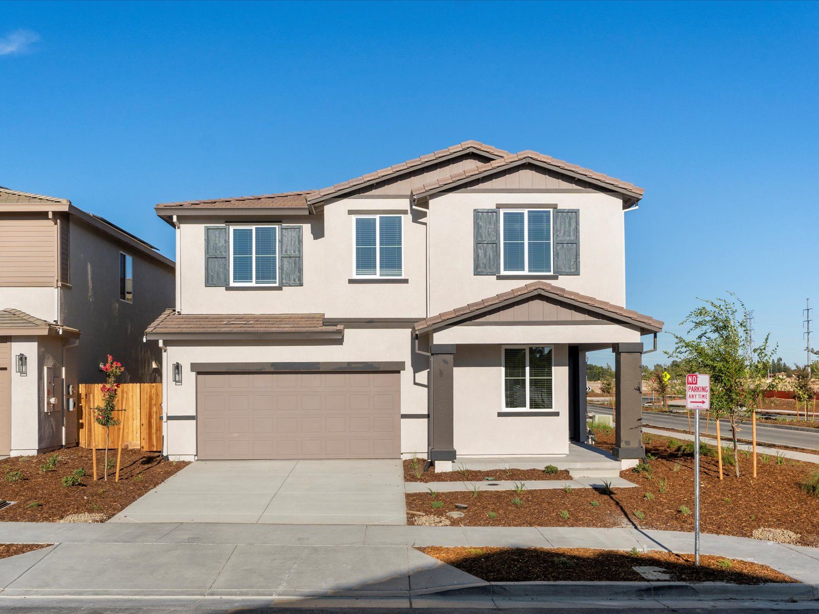 SAC_Asheville-At-East-Village_3528_Facade_E_5300-Allentown-Wy:SAC_Asheville-At-East-Village_3528_Facade_E_5300-Allentown-Wy