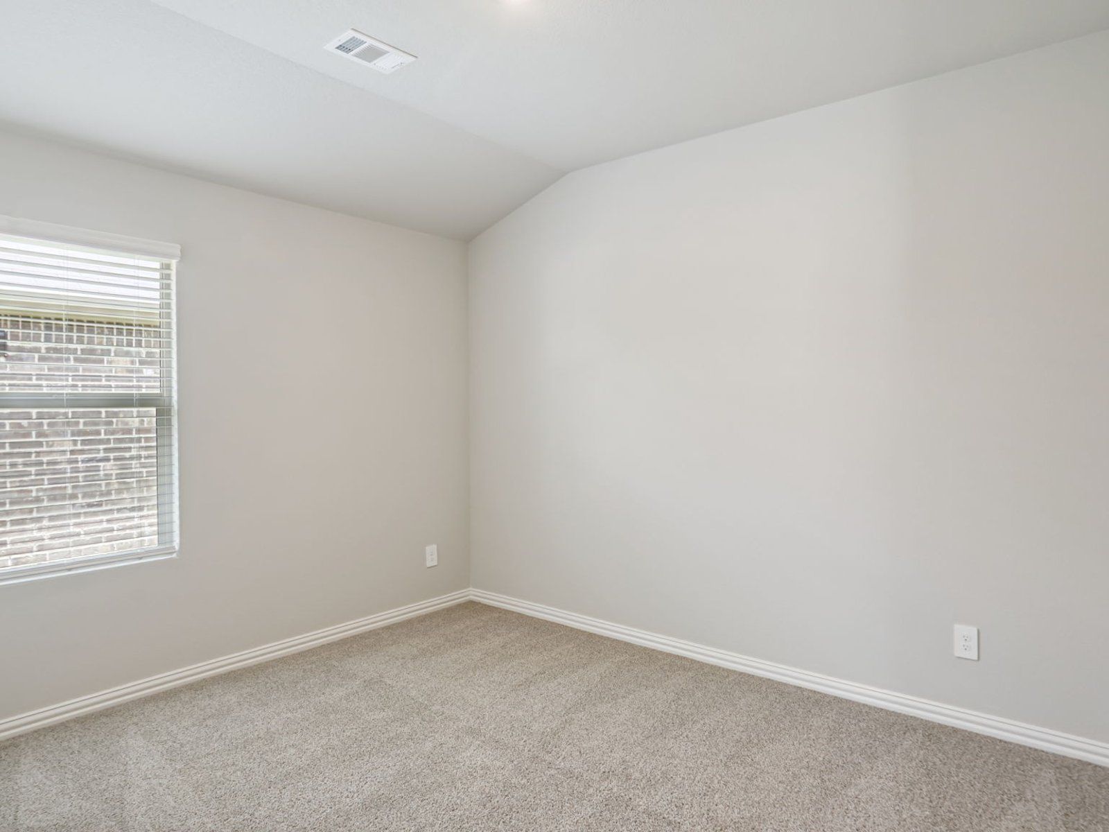 The Henderson floorplan with the balanced interior package.:Bedroom