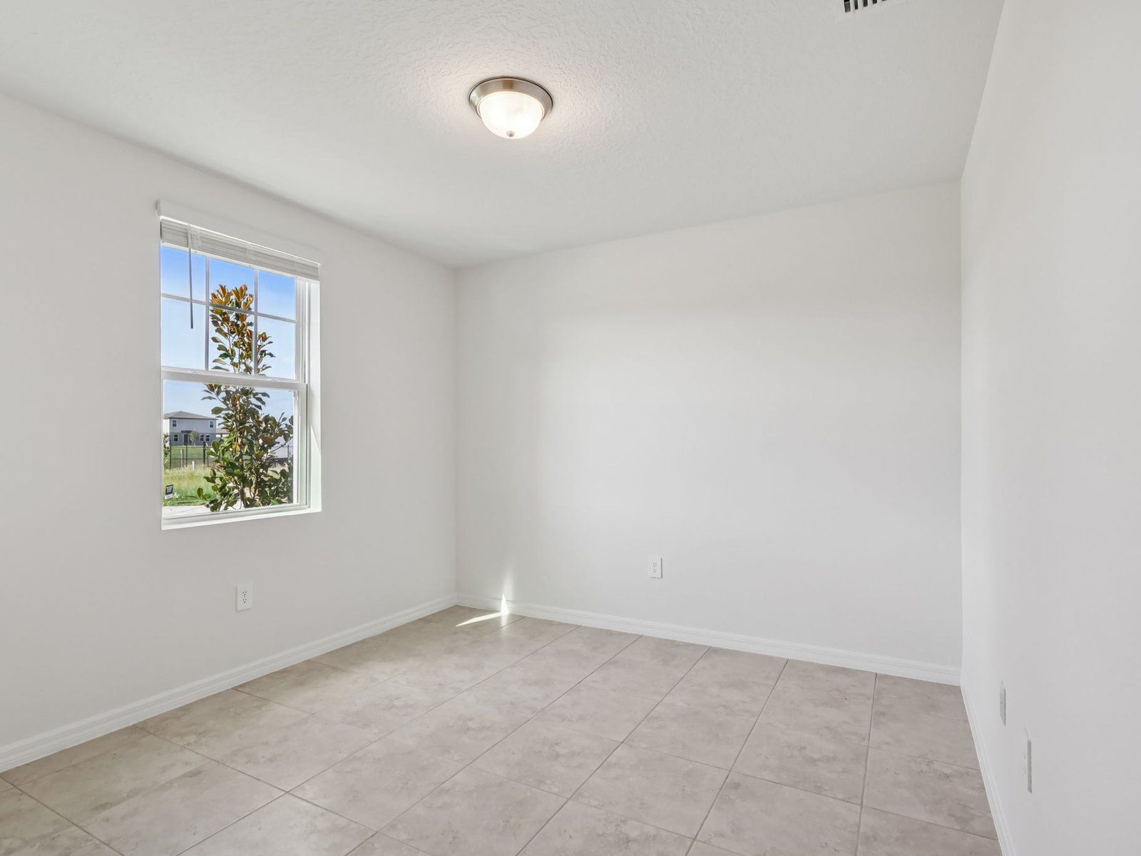 The Daphne floorplan at 2687 Sedgefield Cir:Flex room