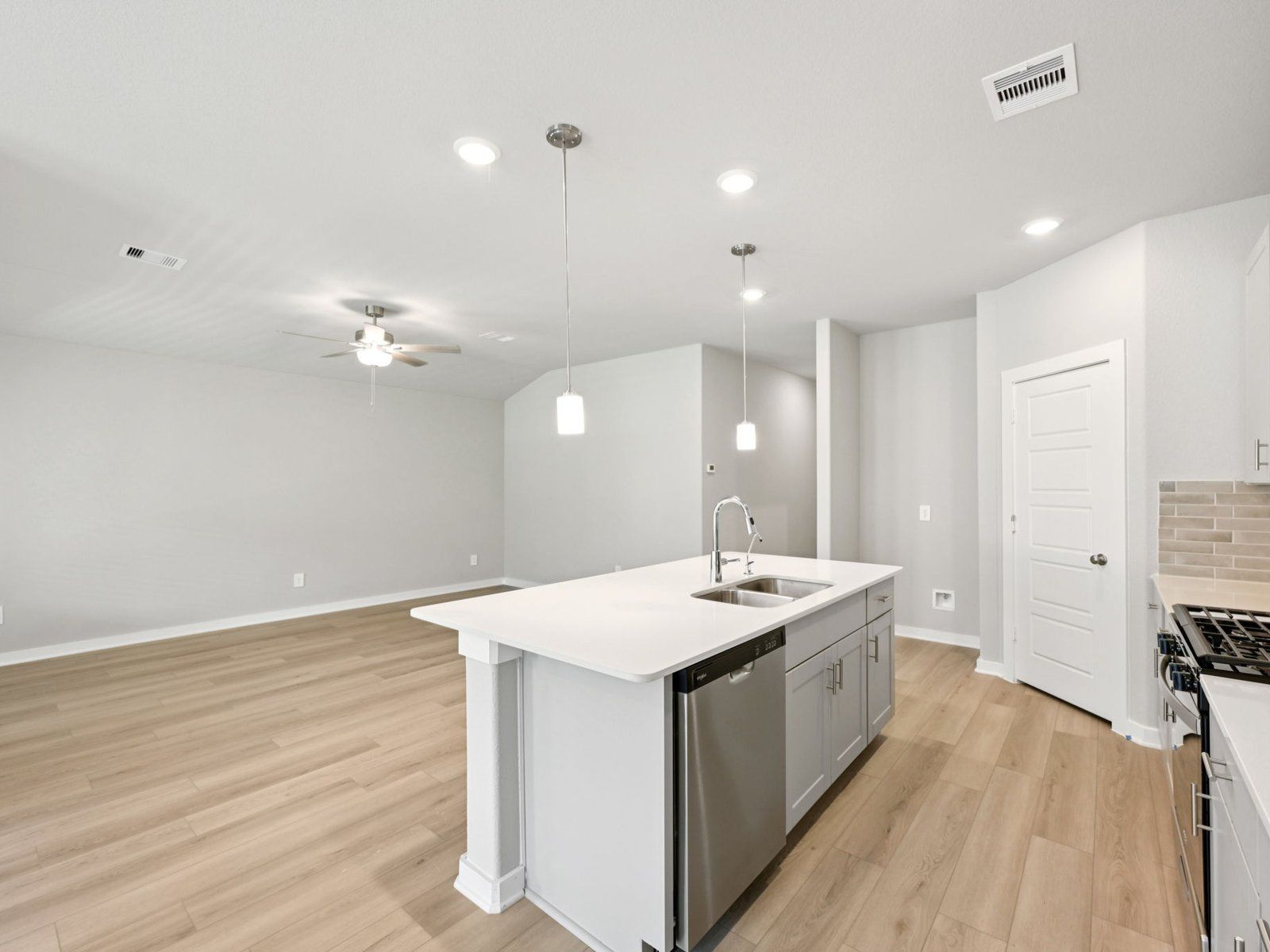 The Callaghan floorplan in Pine Lake Cove of Montgomery, TX.:Kitchen