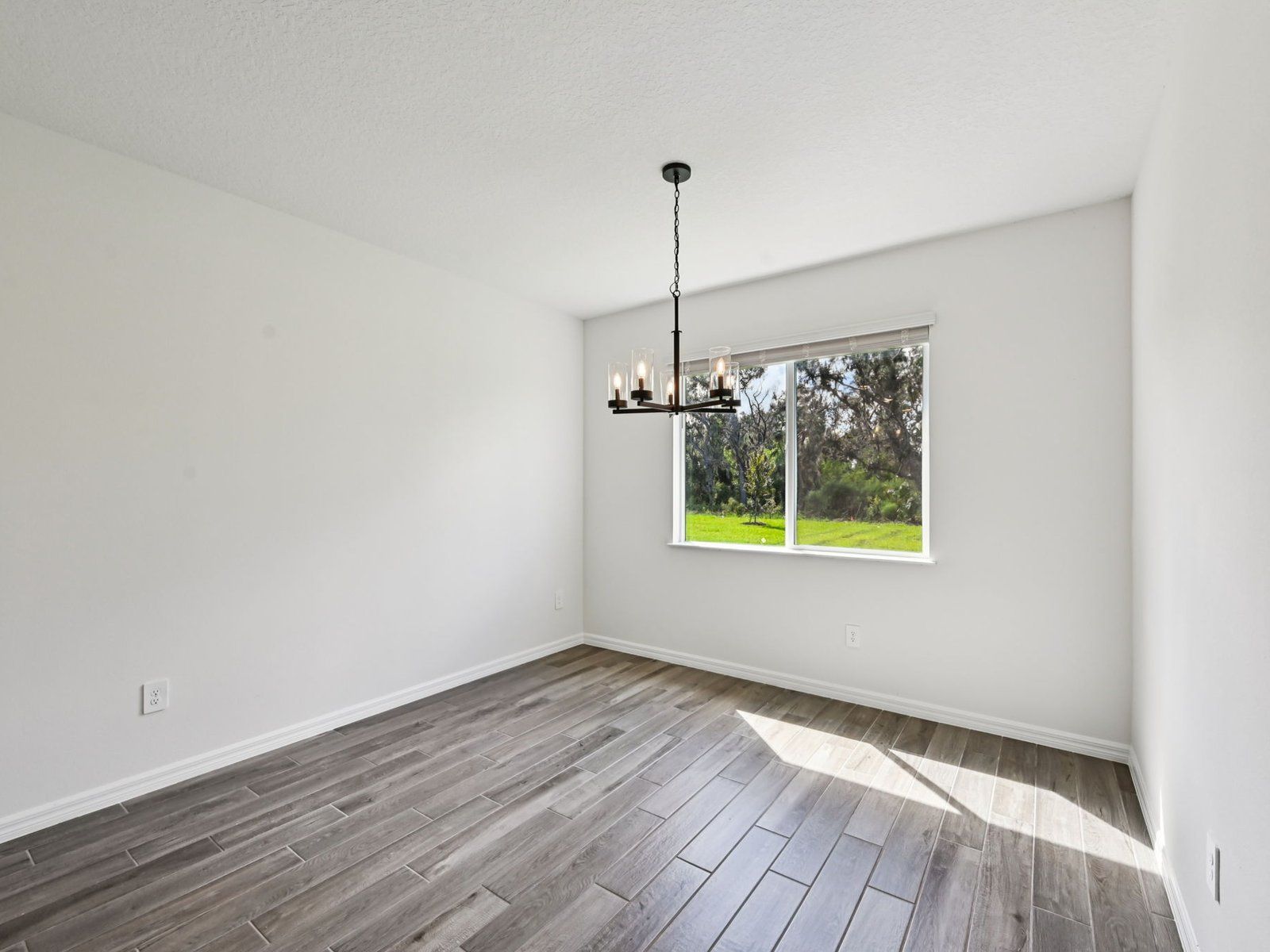 The Zander Floorplan Dining Area:The Zander Floorplan Dining Area