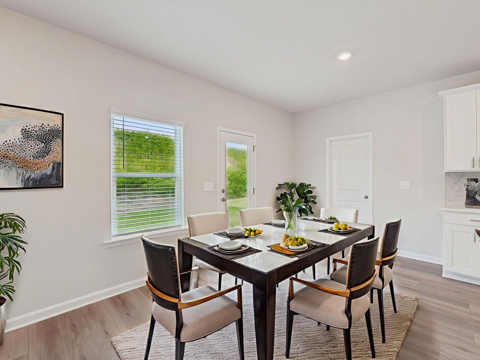 Dining Room:Dining Room