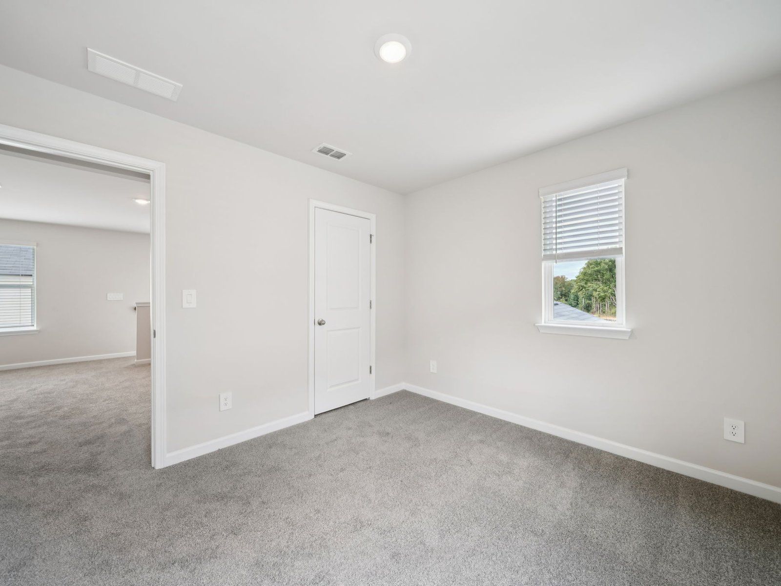 Secondary Bedroom:The Sydney floorplan with the Calm Latte interior package.