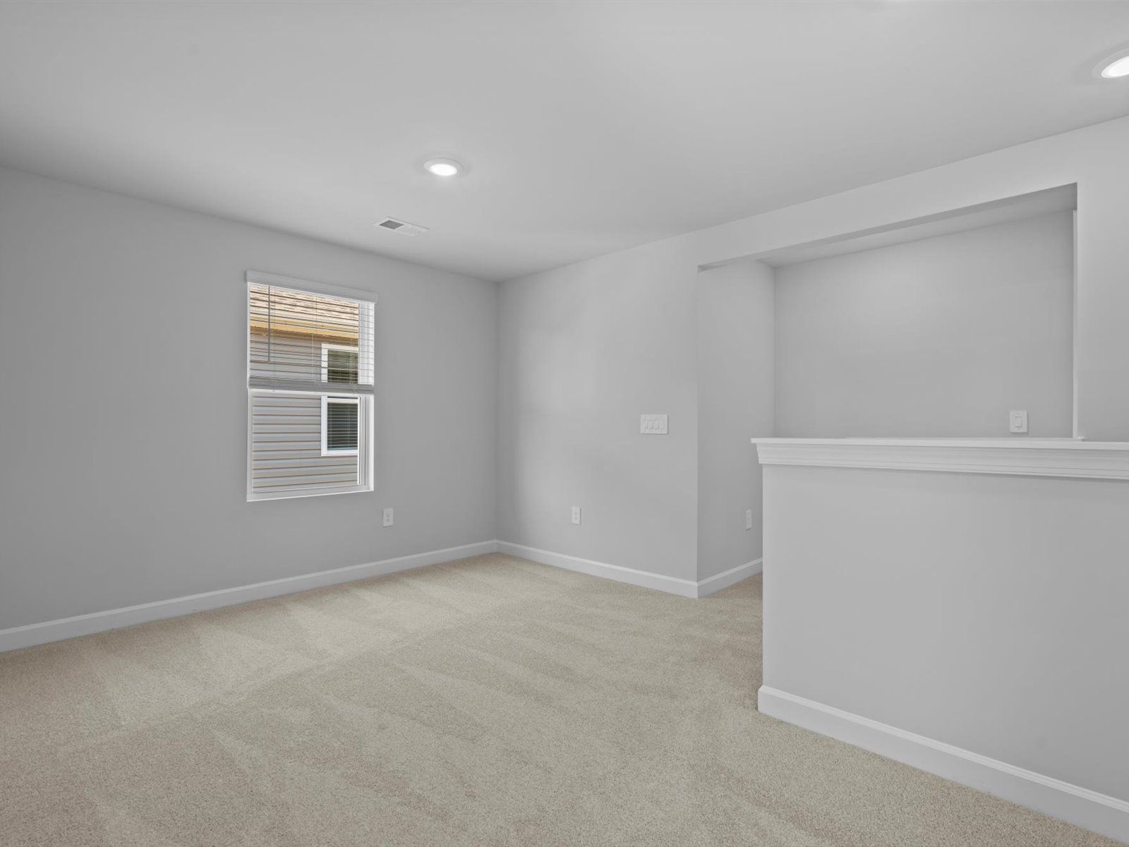 Welcome to the Dallas floorplan at Village at White Pine.:Loft