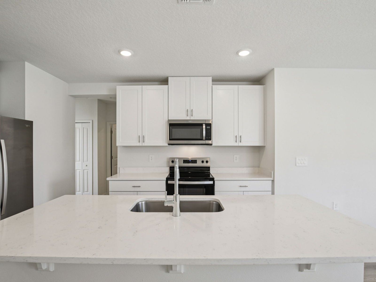 Representation of the Denali II Floorplan:Kitchen