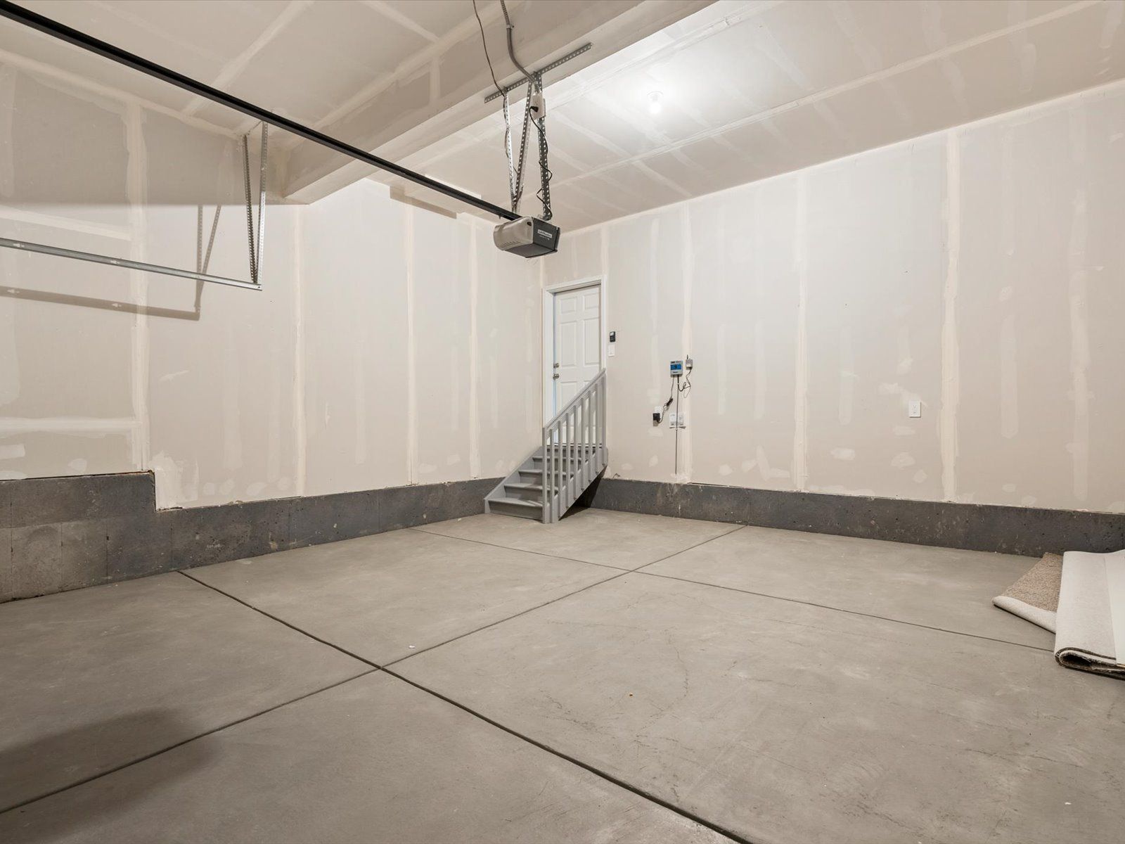 Welcome to the Pagosa floorplan:Garage