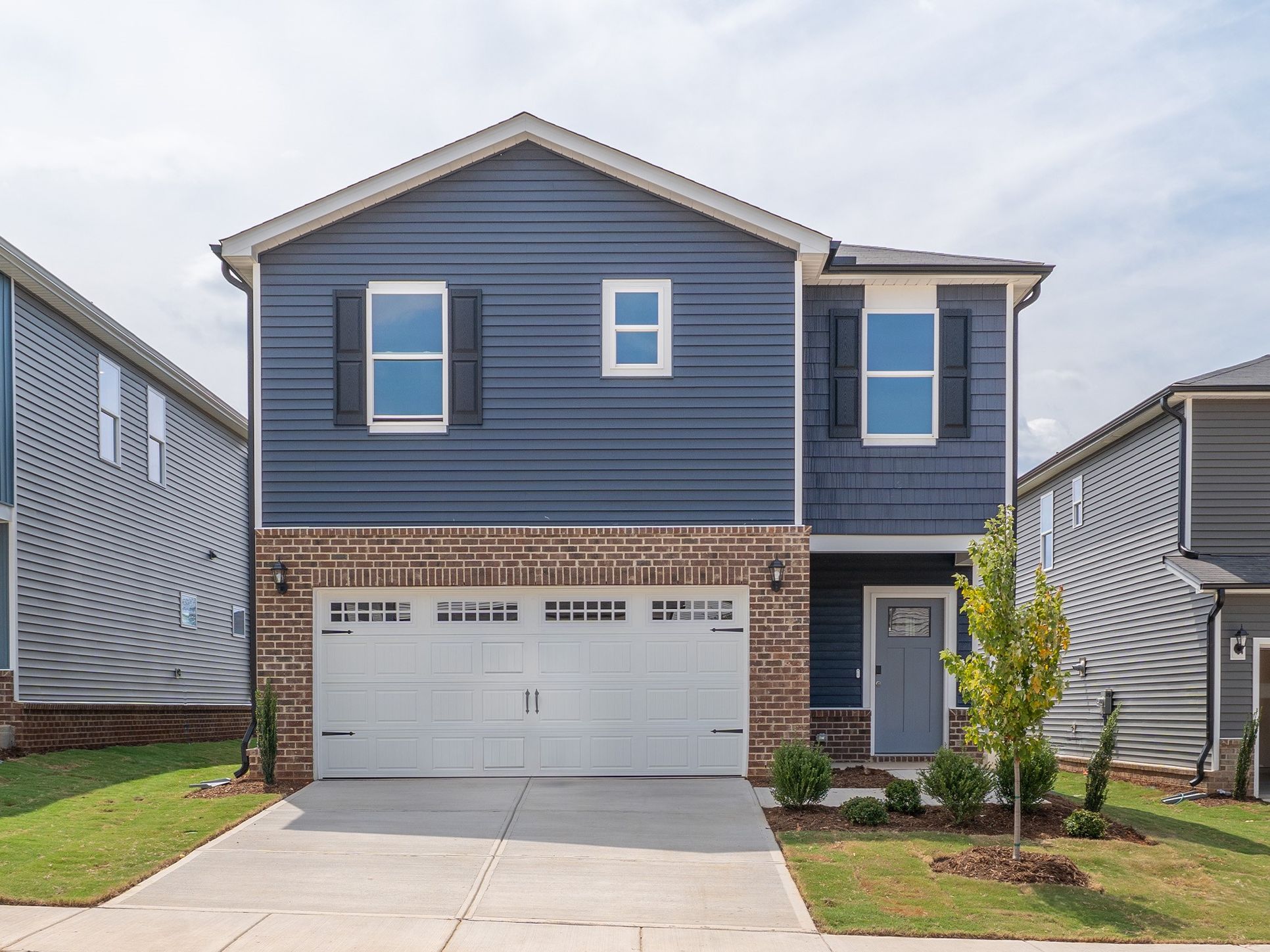 Front Exterior:Front Exterior
