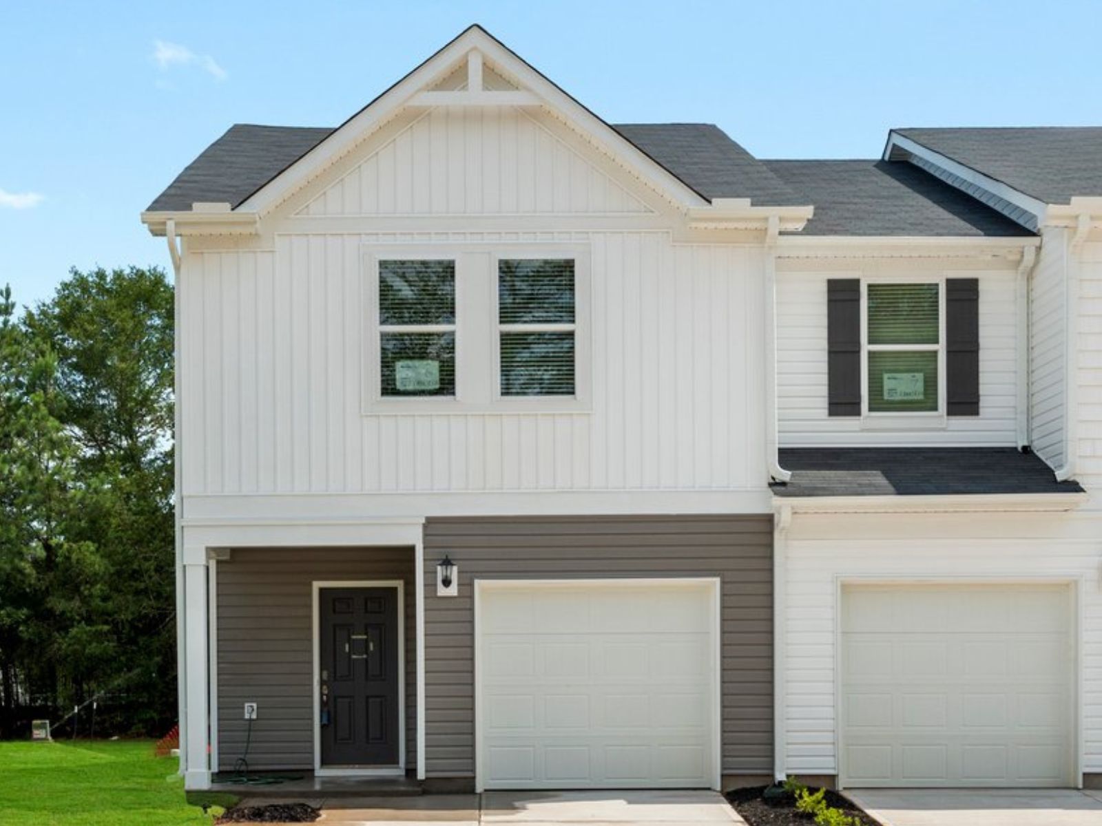 Welcome to the Ashton floorplan at Avalon Townes.:Front Exterior