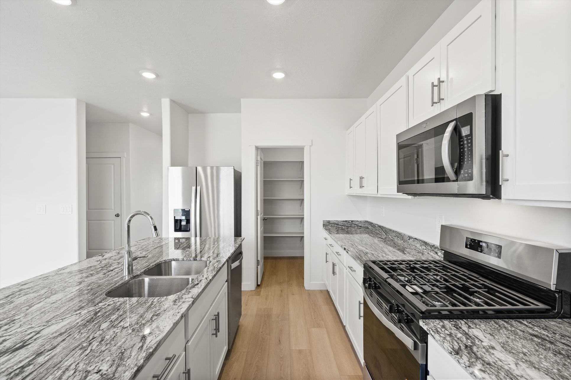 Kitchen:Kitchen