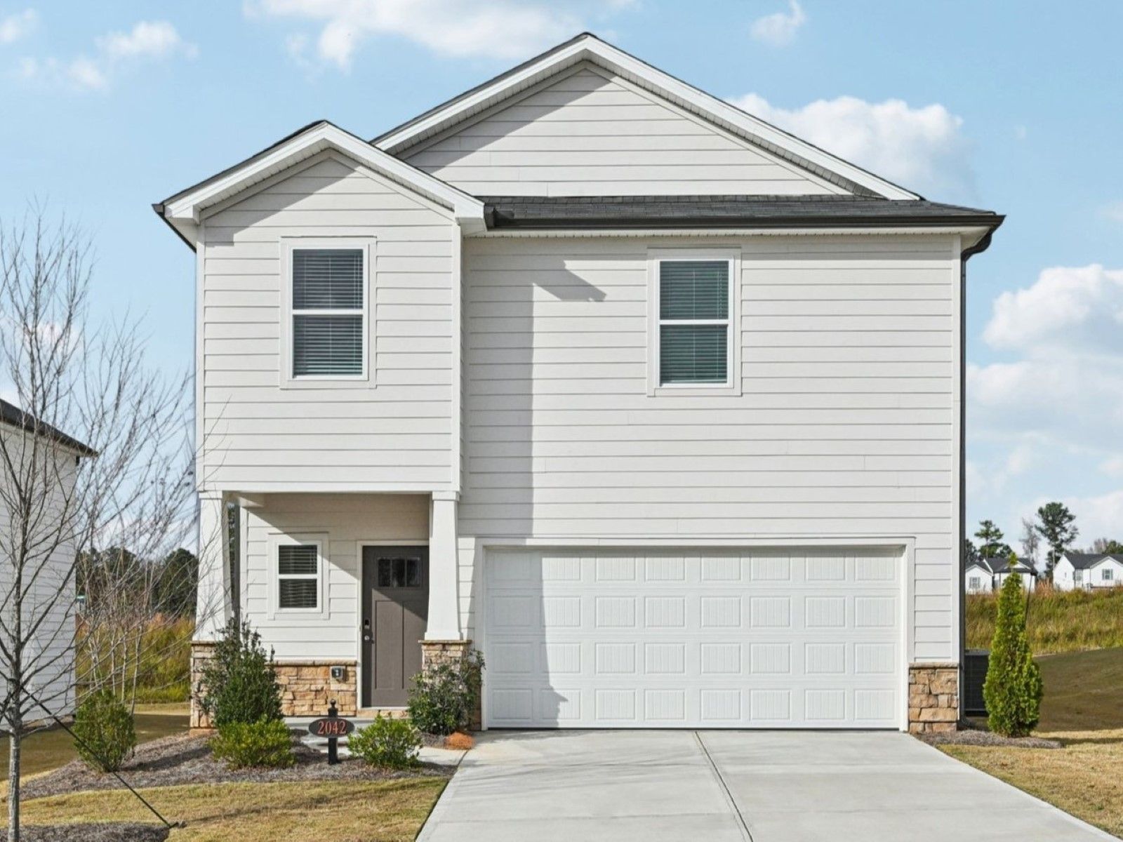 The Lennon floorplan with the K exterior elevation.:Front Exterior